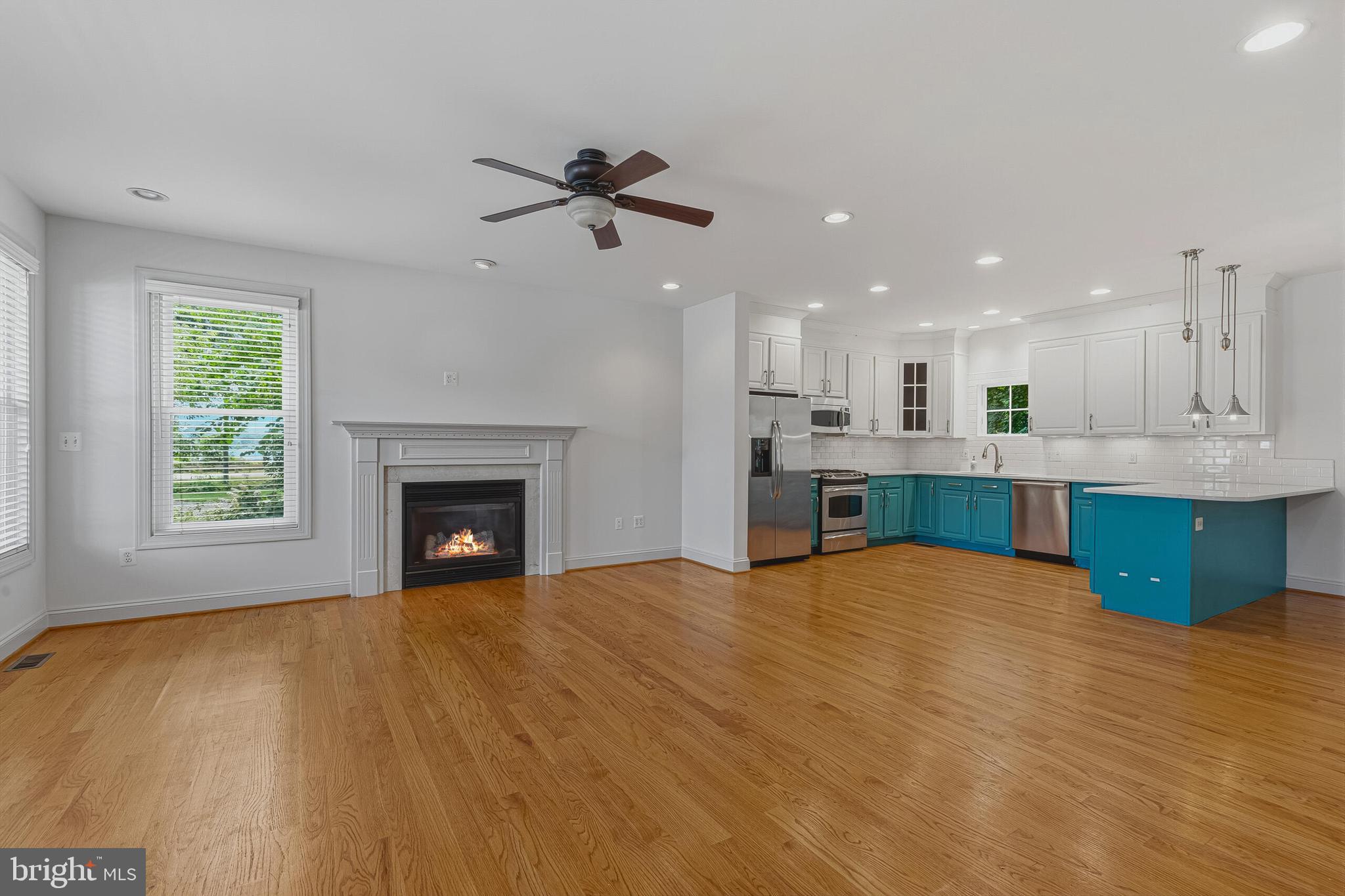 GALESVILLE ESTATES - Residential
