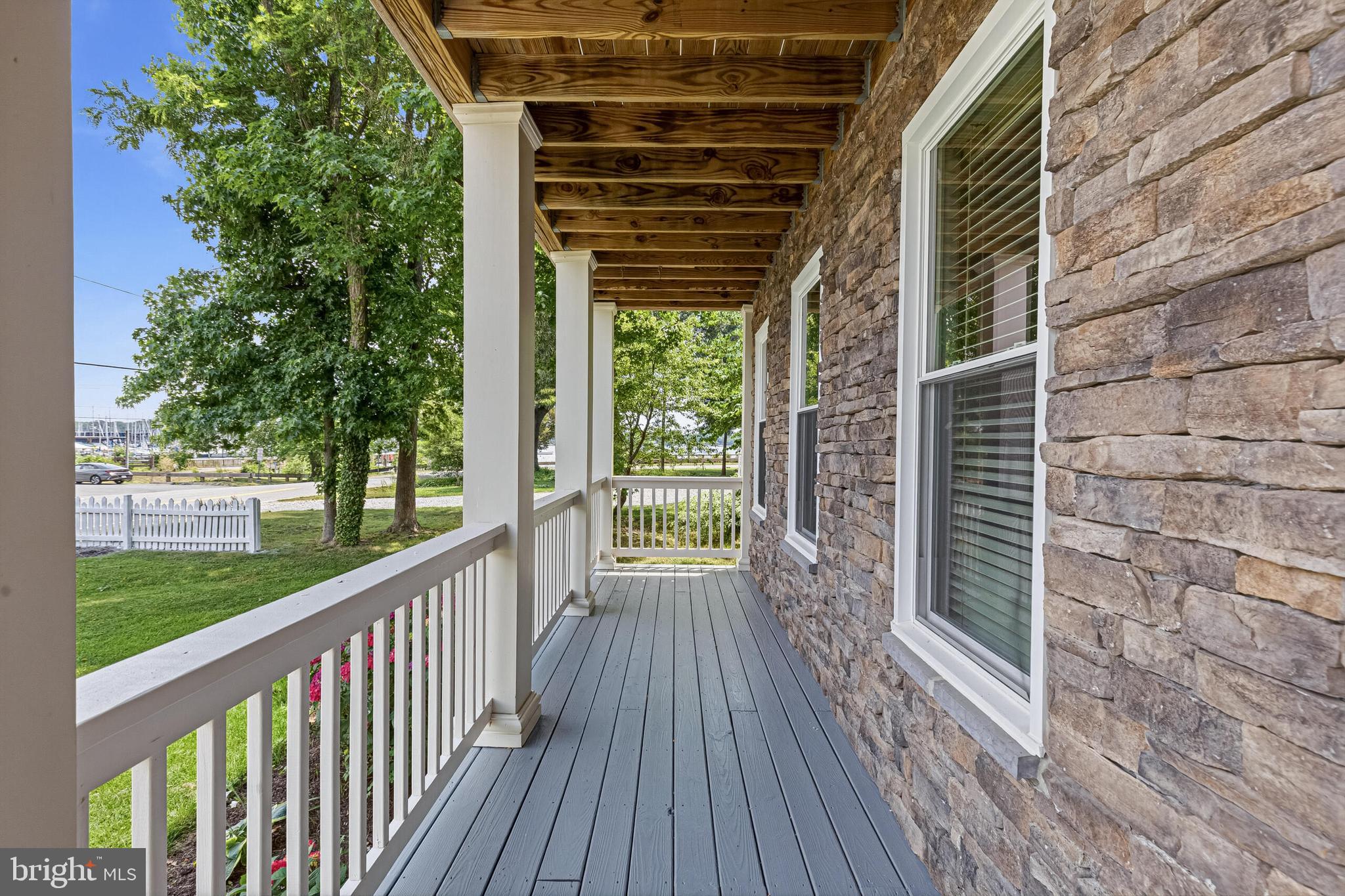 GALESVILLE ESTATES - Residential