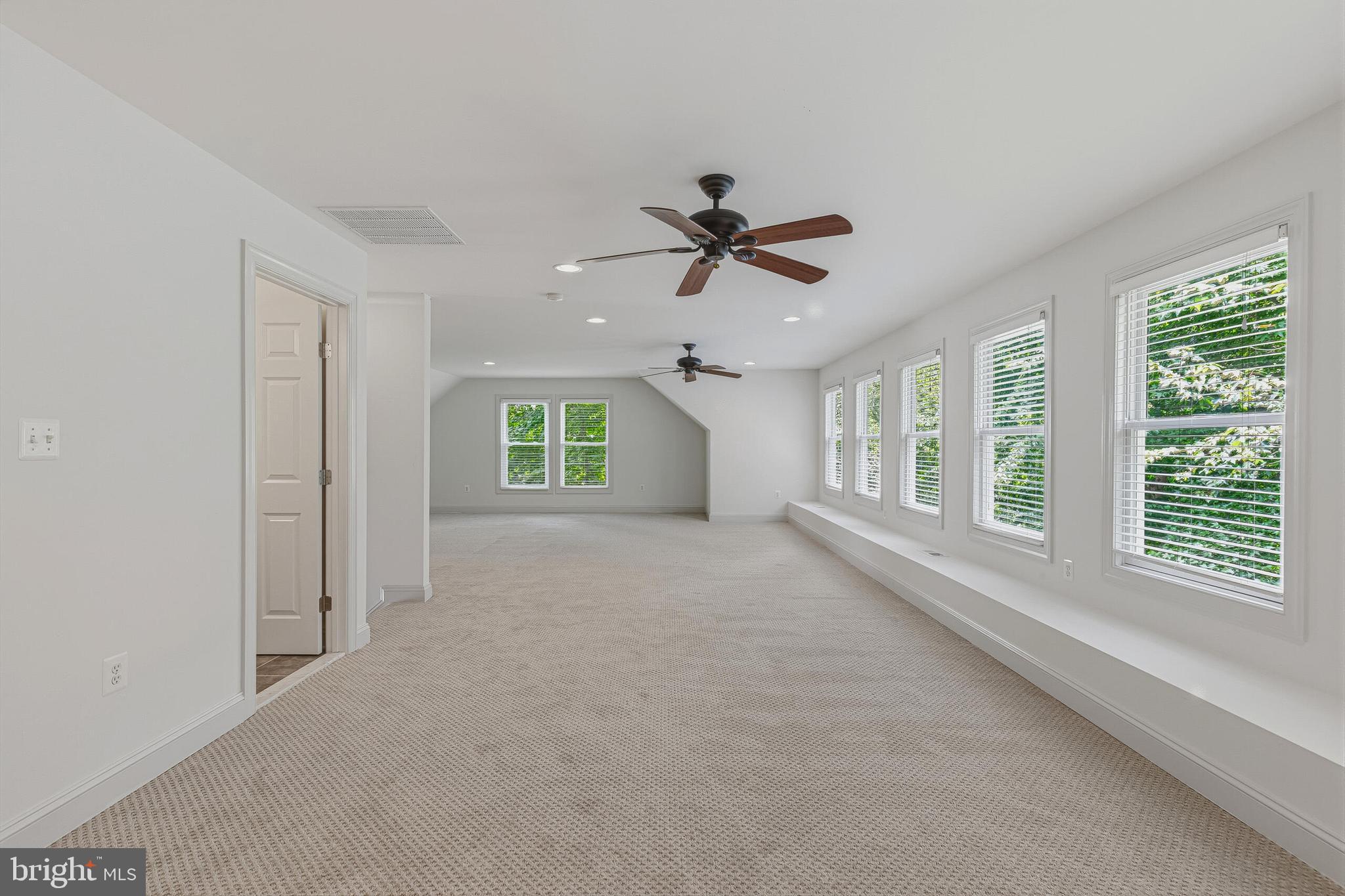 GALESVILLE ESTATES - Residential