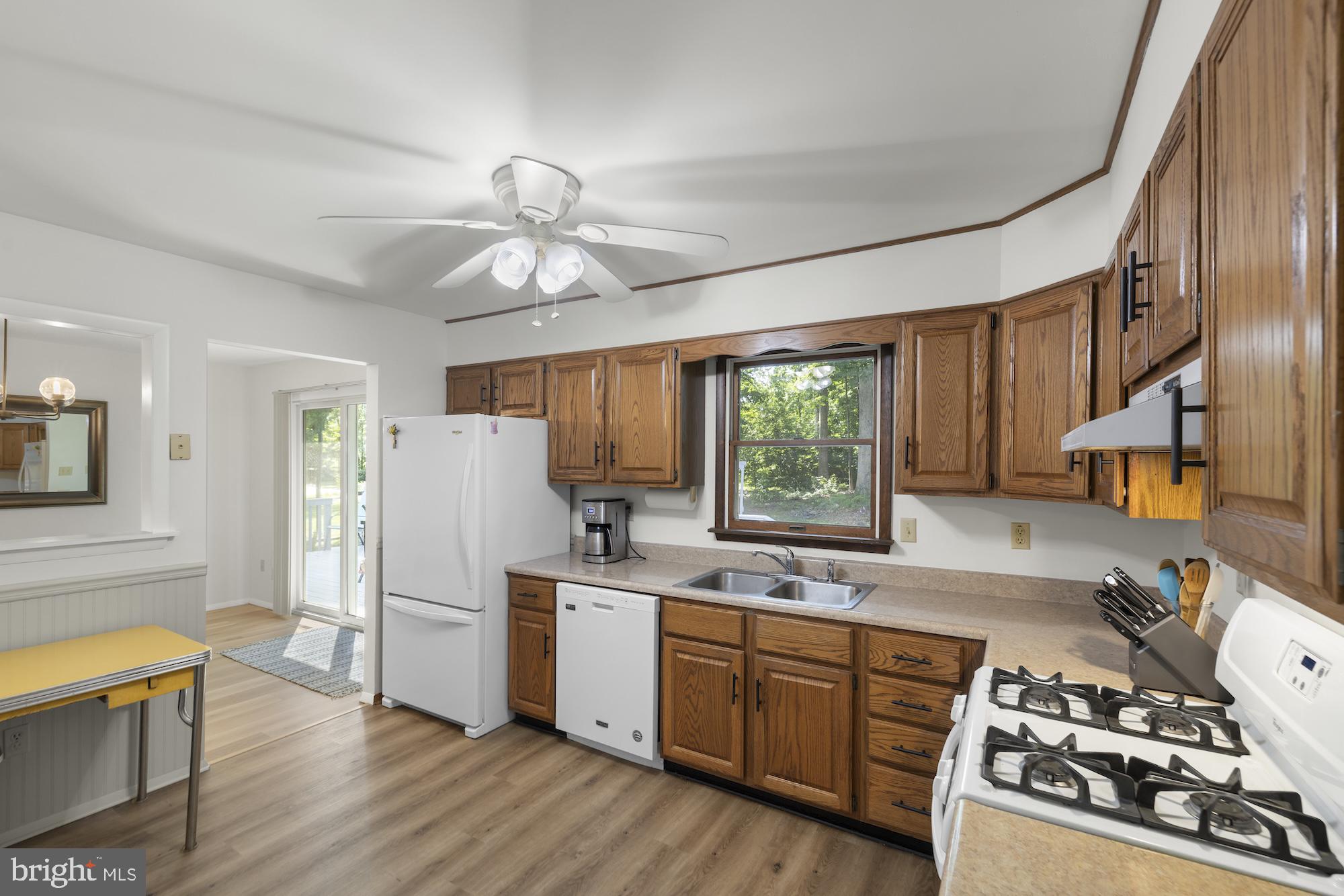 LAKE MEADE - Residential