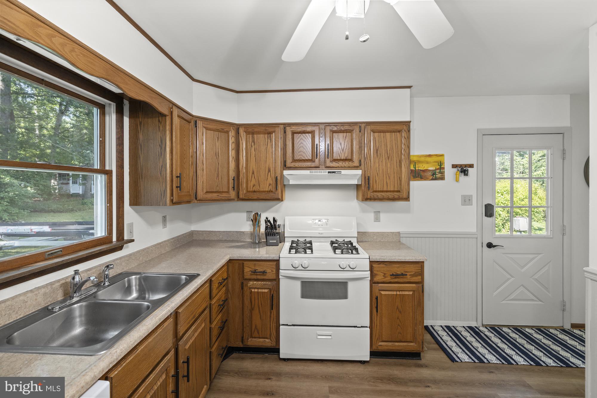 LAKE MEADE - Residential