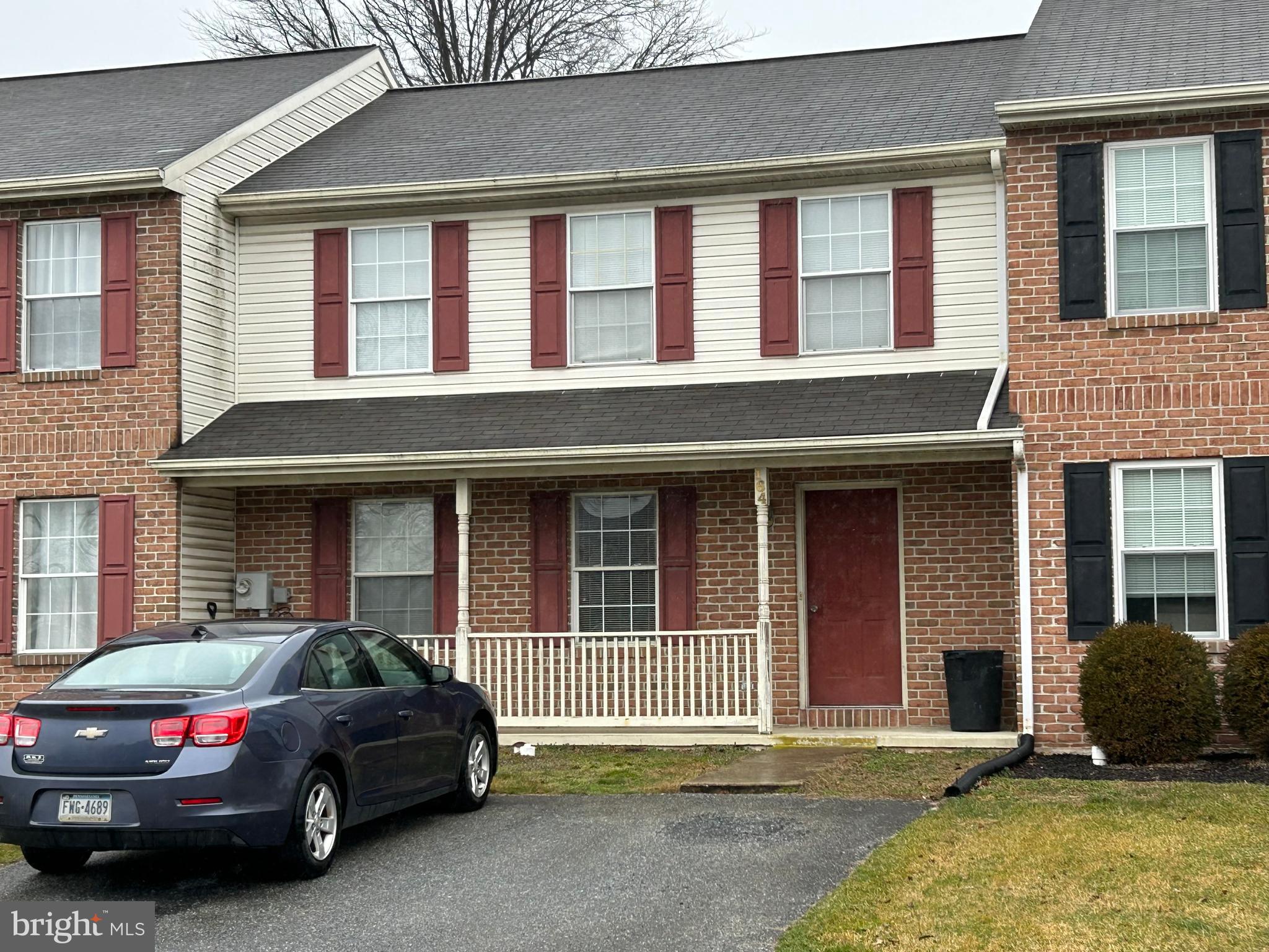 Large 3 bedroom plan in Heatherwood/ Front covered porch/ Long term tenant is month to month and would prefer to stay/ Needs cosmetic work/ Newer heatpump
