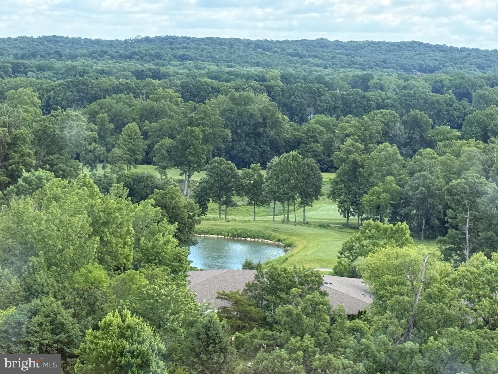 LANSDOWNE WOODS - Residential