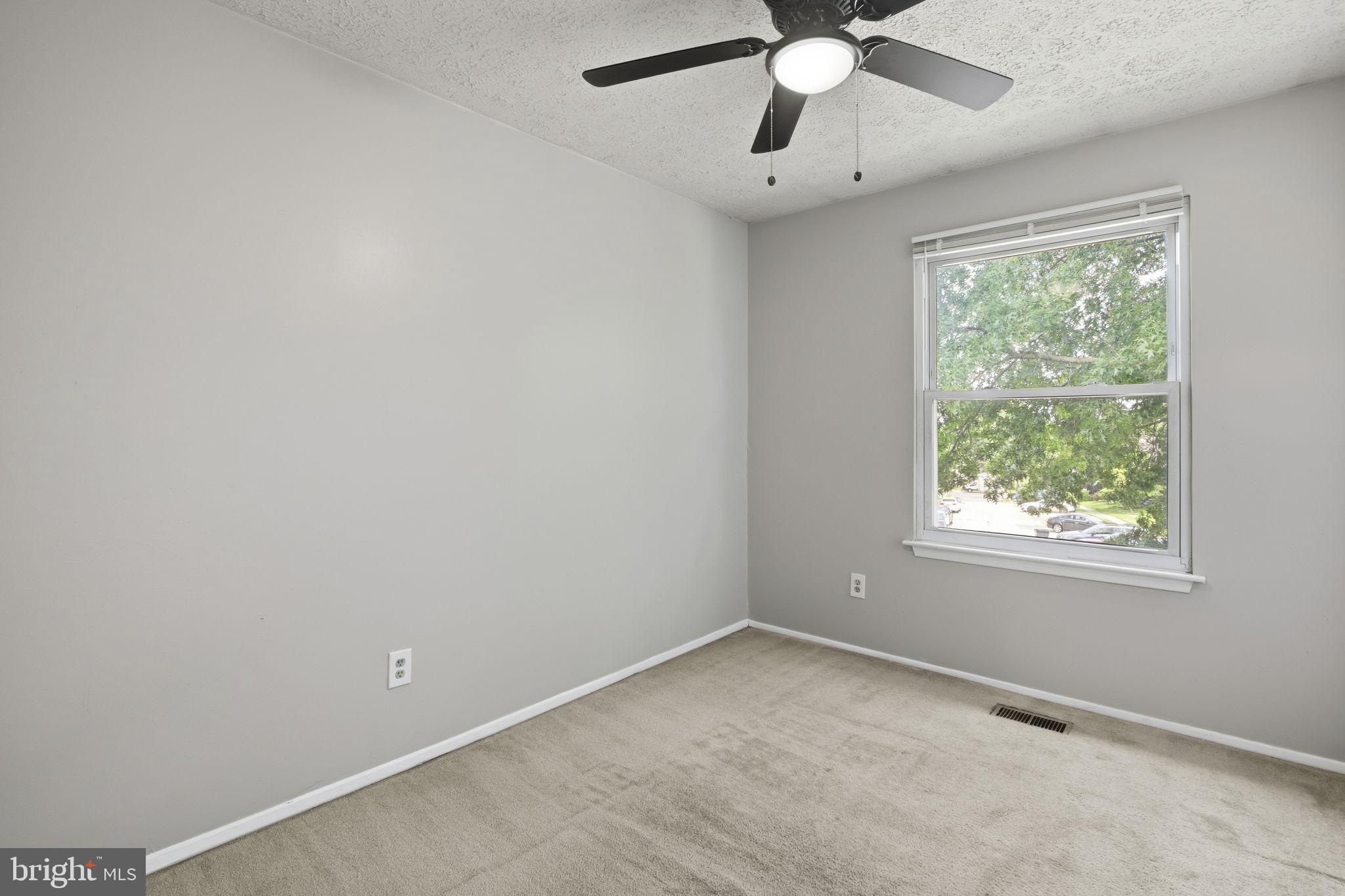 HARFORD SQUARE - Residential