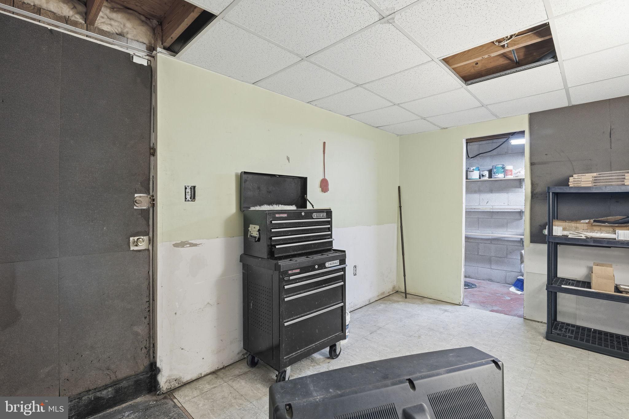 HARFORD SQUARE - Residential