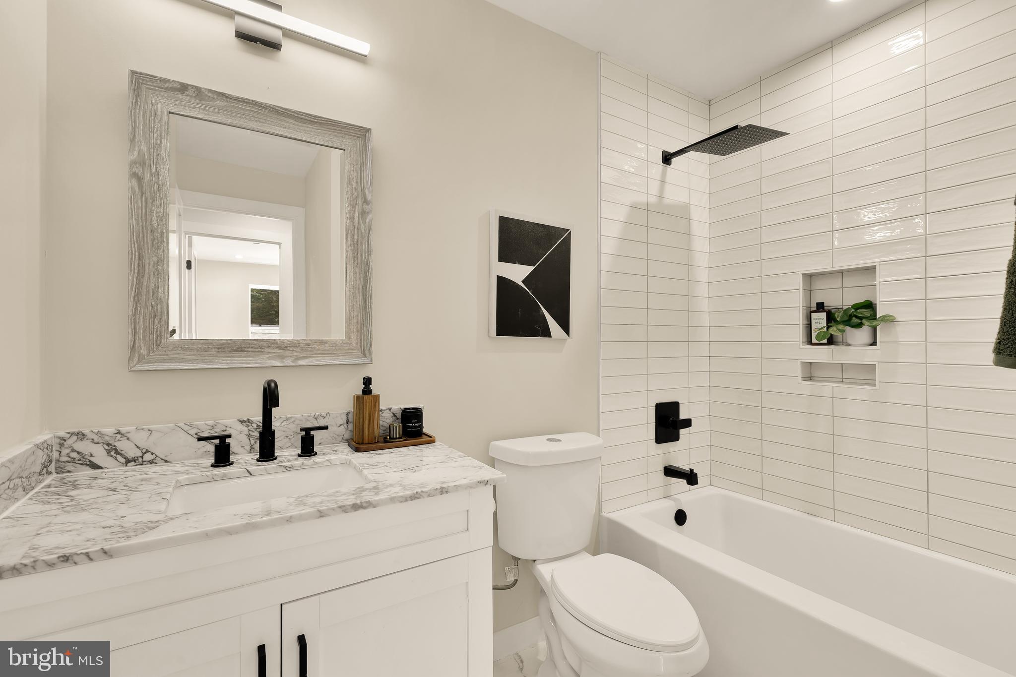 GLOVER PARK - Residential