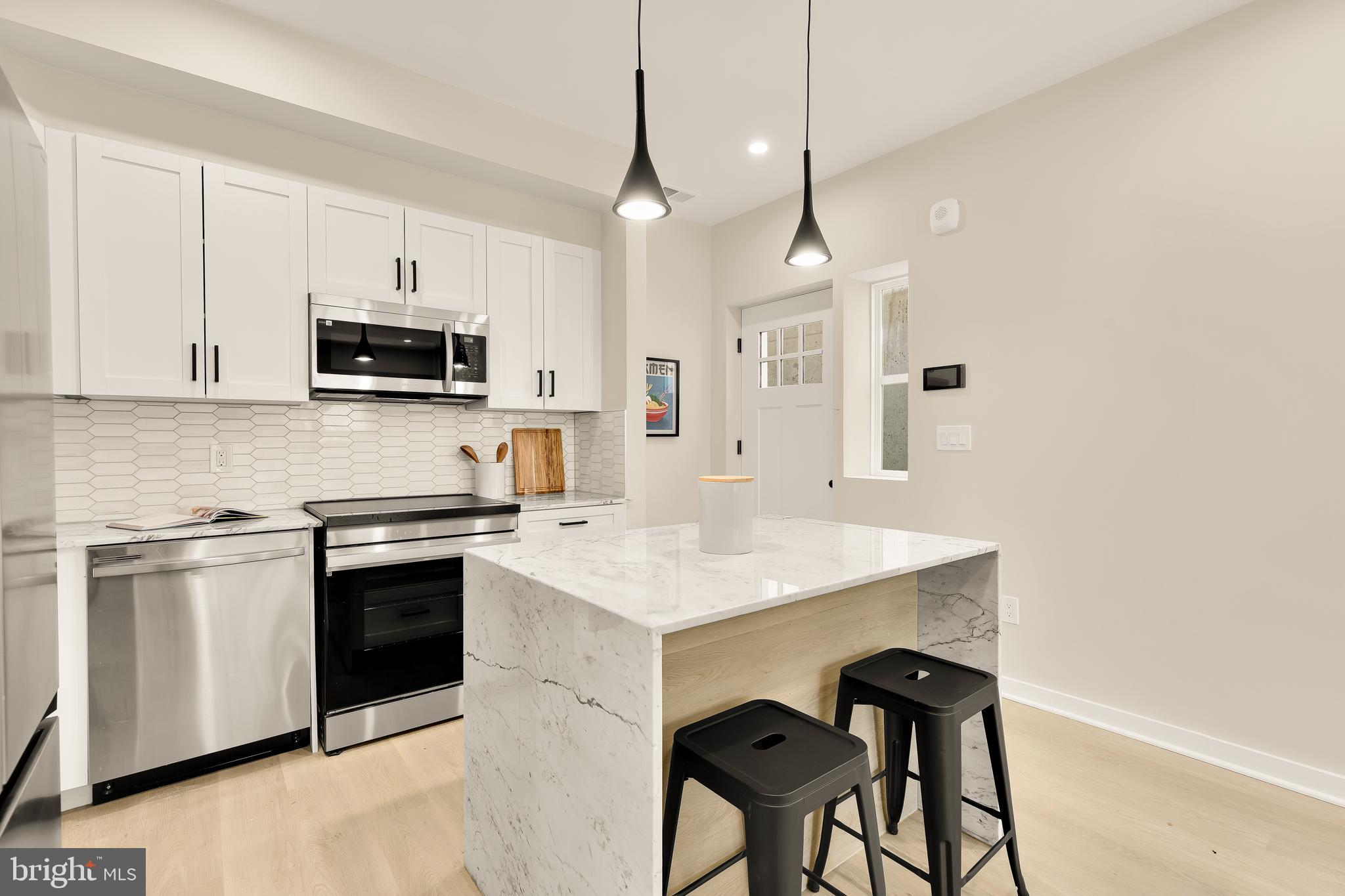 GLOVER PARK - Residential