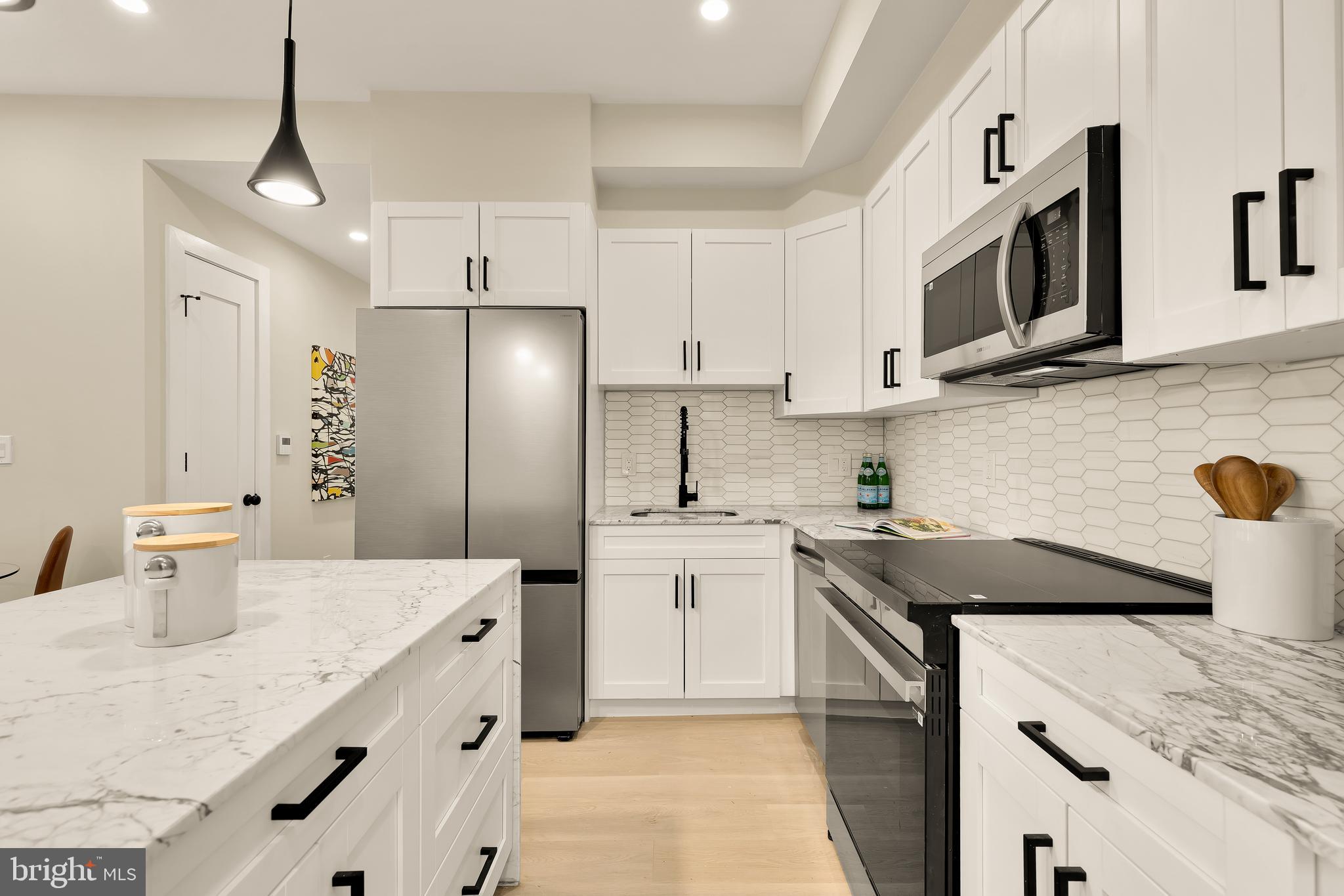 GLOVER PARK - Residential