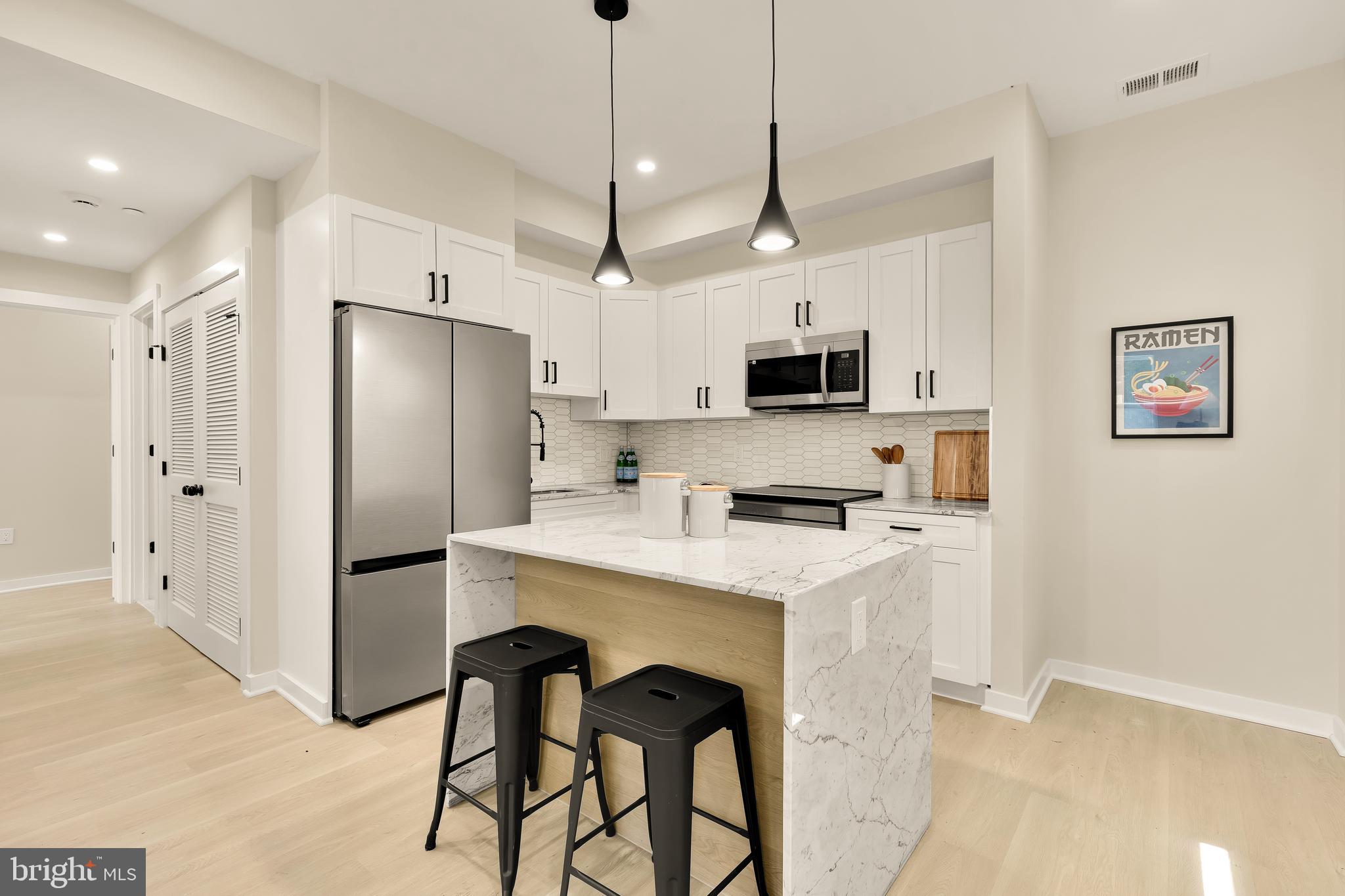 GLOVER PARK - Residential