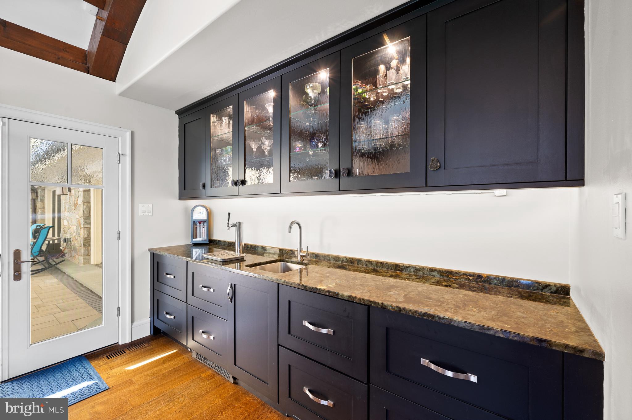 RADNOR HUNT - Residential