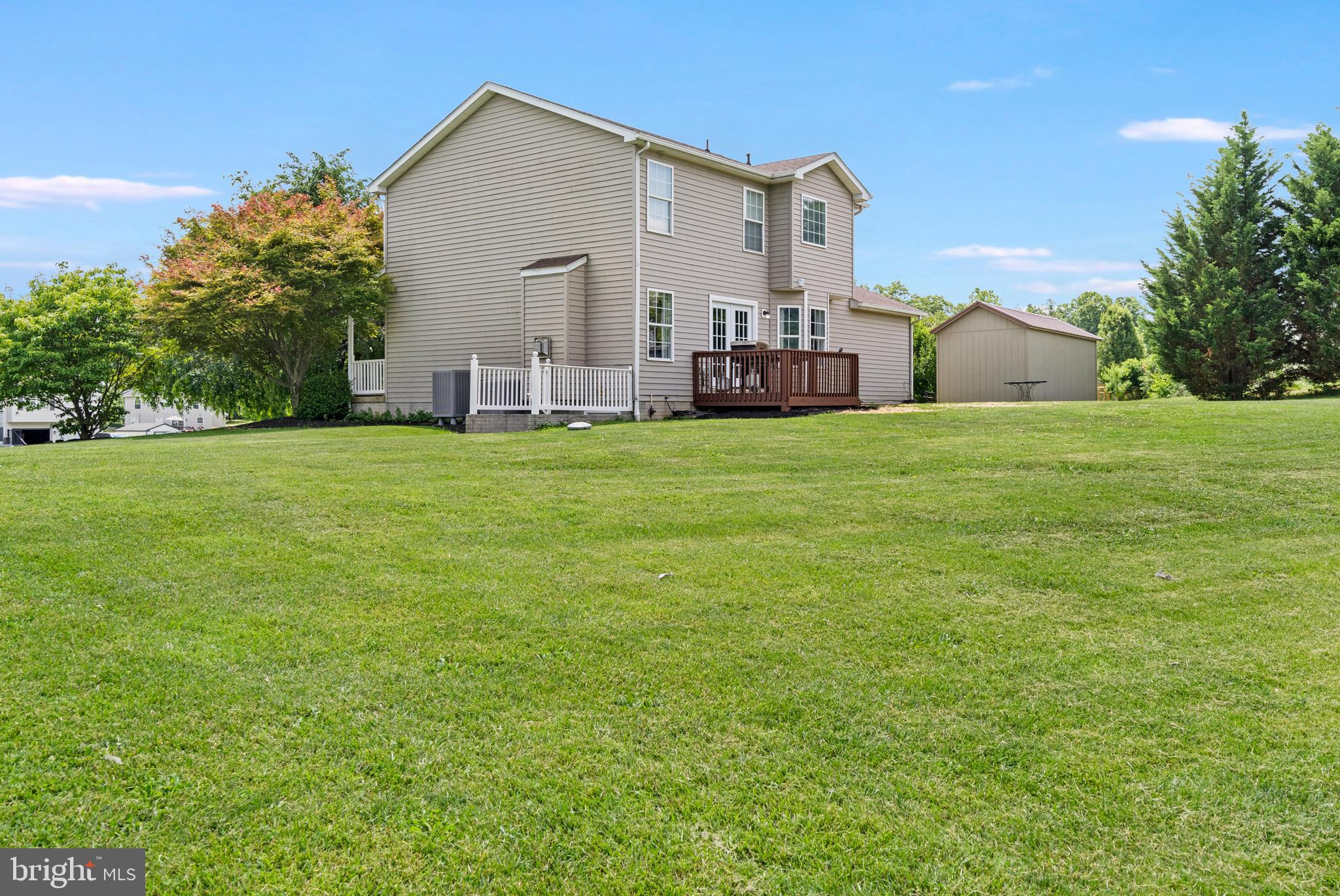 PEBBLE RIDGE - Residential