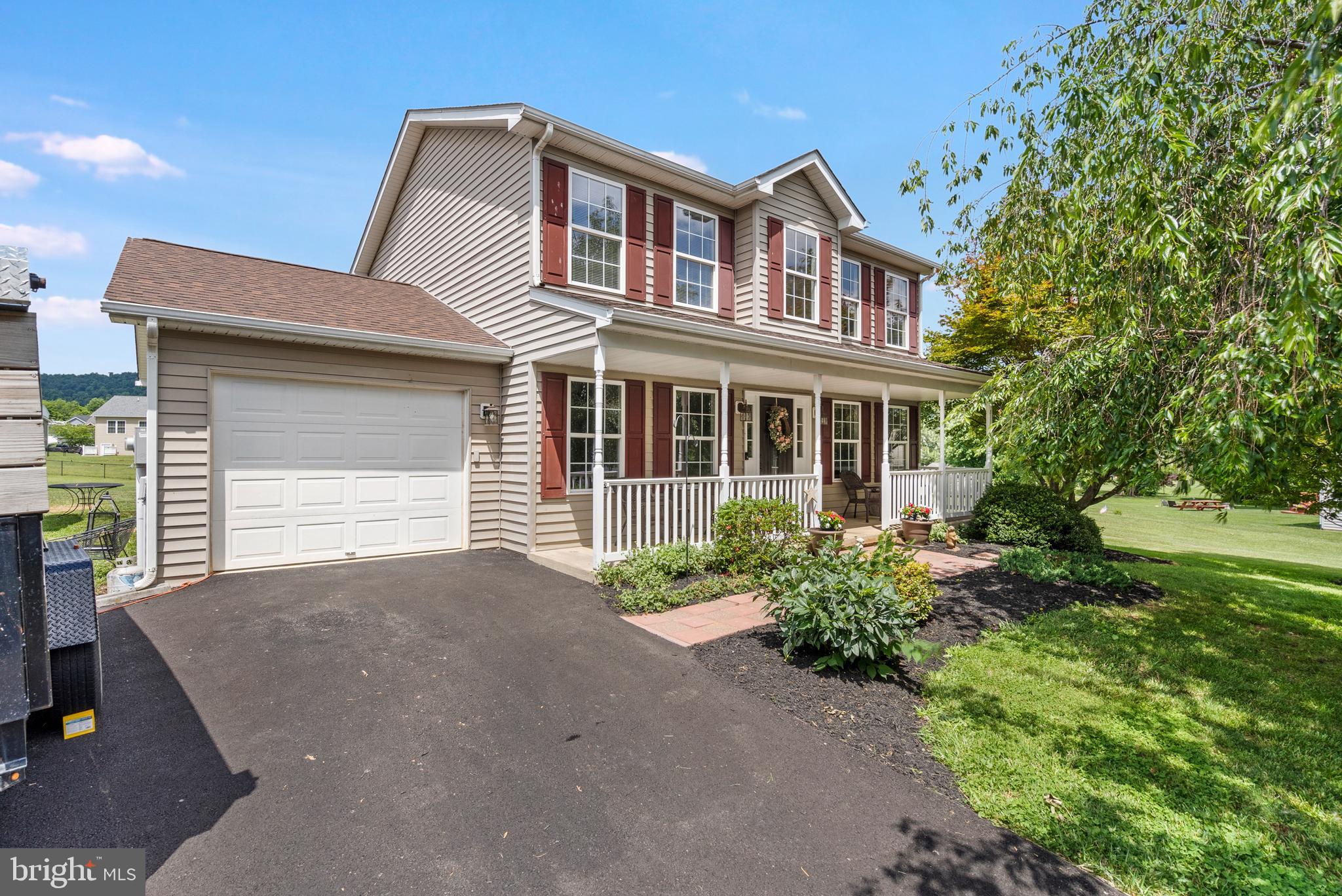 PEBBLE RIDGE - Residential