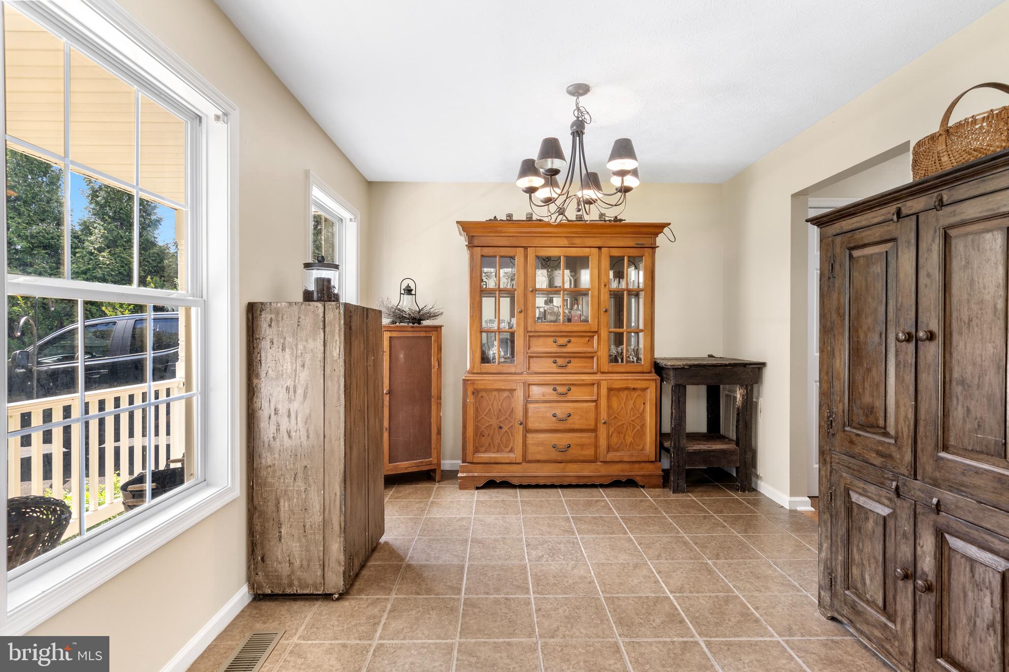 PEBBLE RIDGE - Residential
