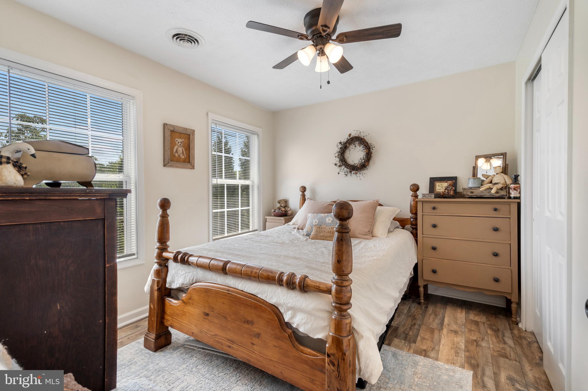 PEBBLE RIDGE - Residential