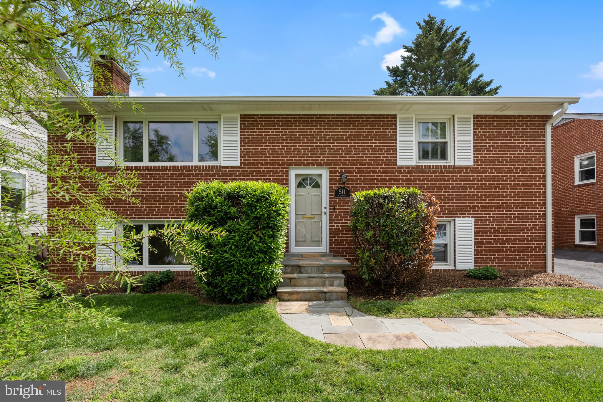 BRANDON VILLAGE - Residential