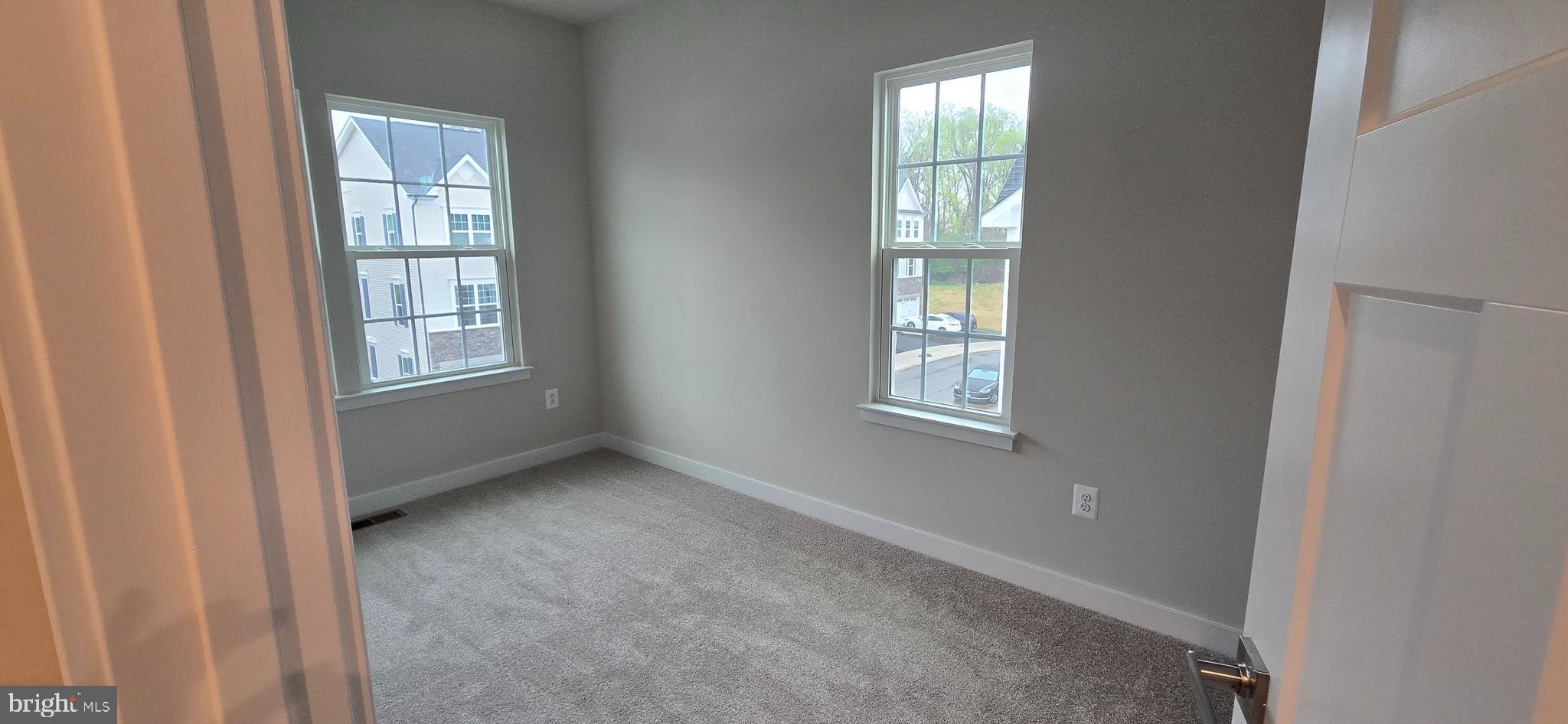 BELLE AIR TOWNHOMES - Residential Lease