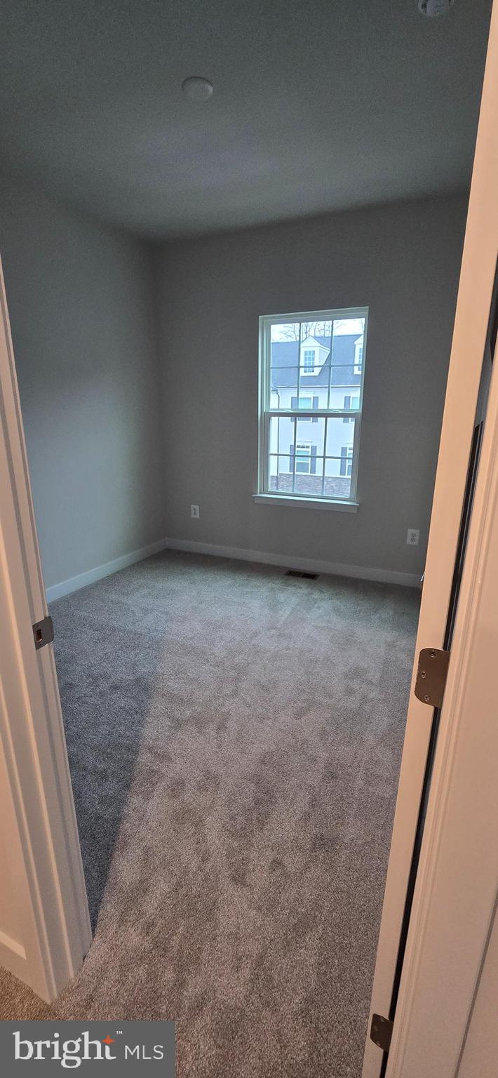 BELLE AIR TOWNHOMES - Residential Lease