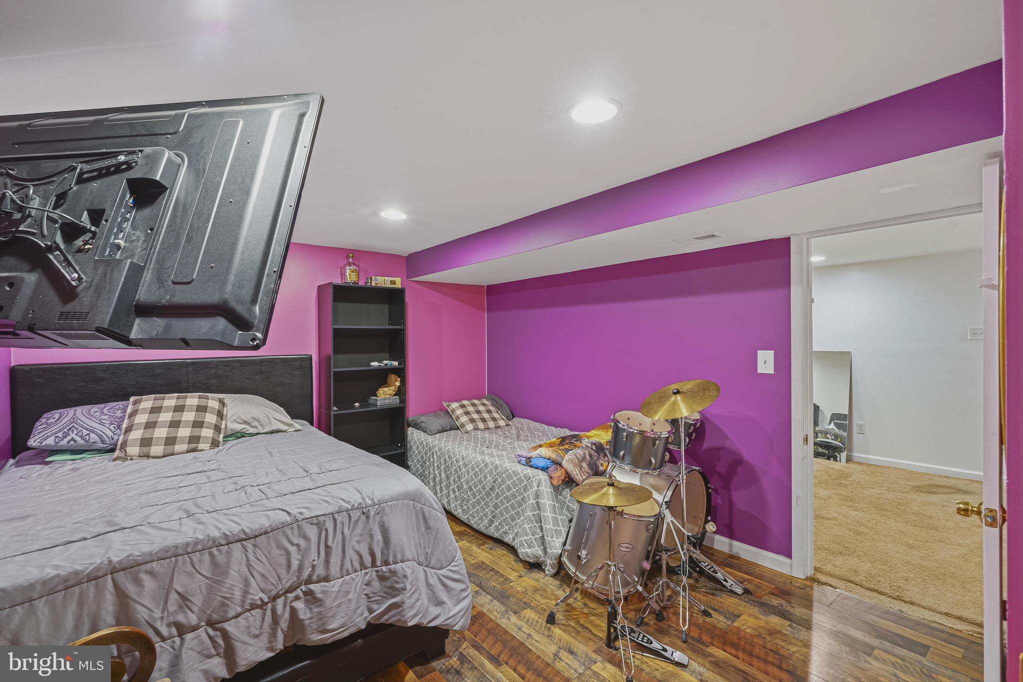 LEWISTOWN - Residential