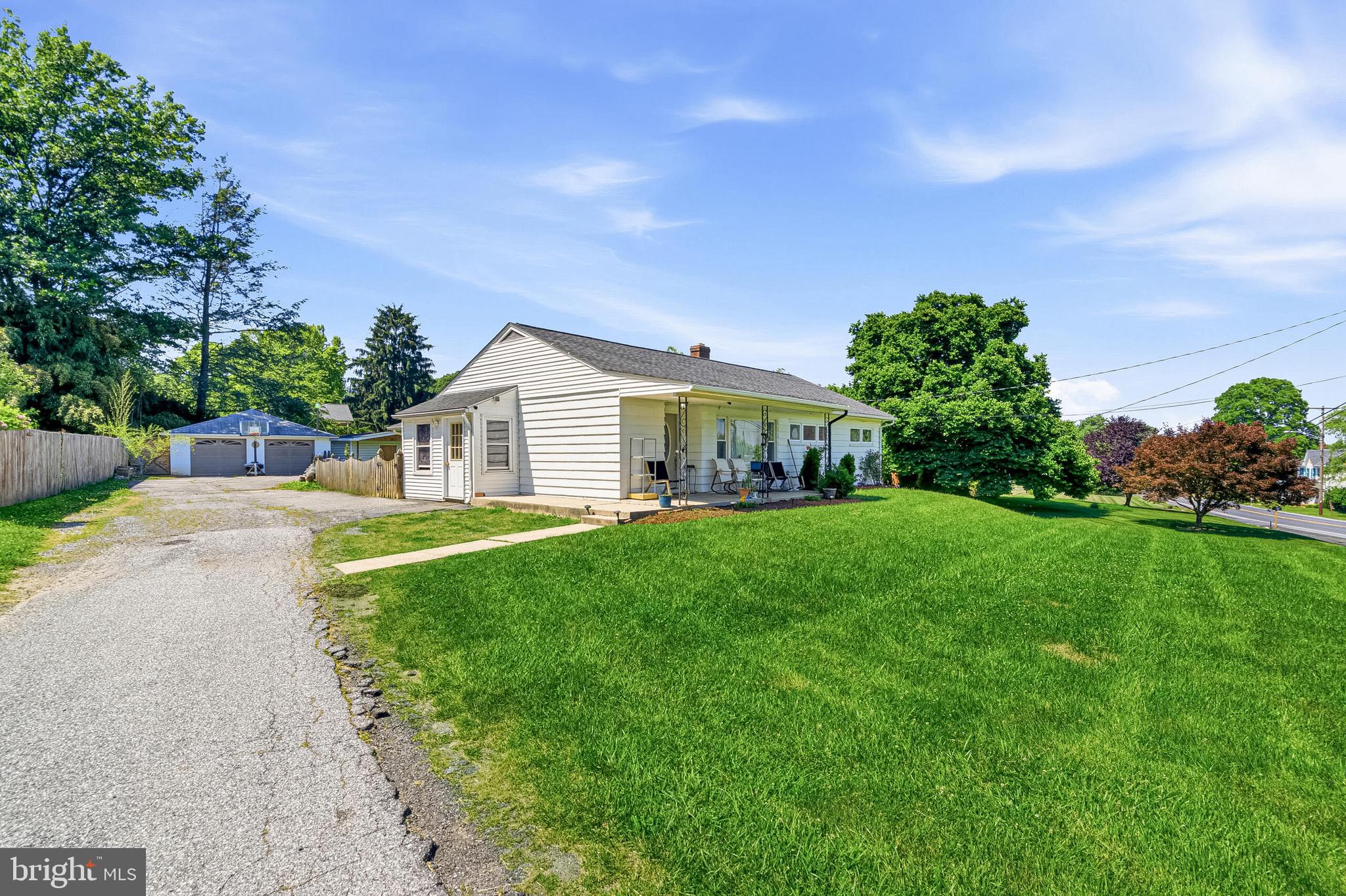 LEWISTOWN - Residential