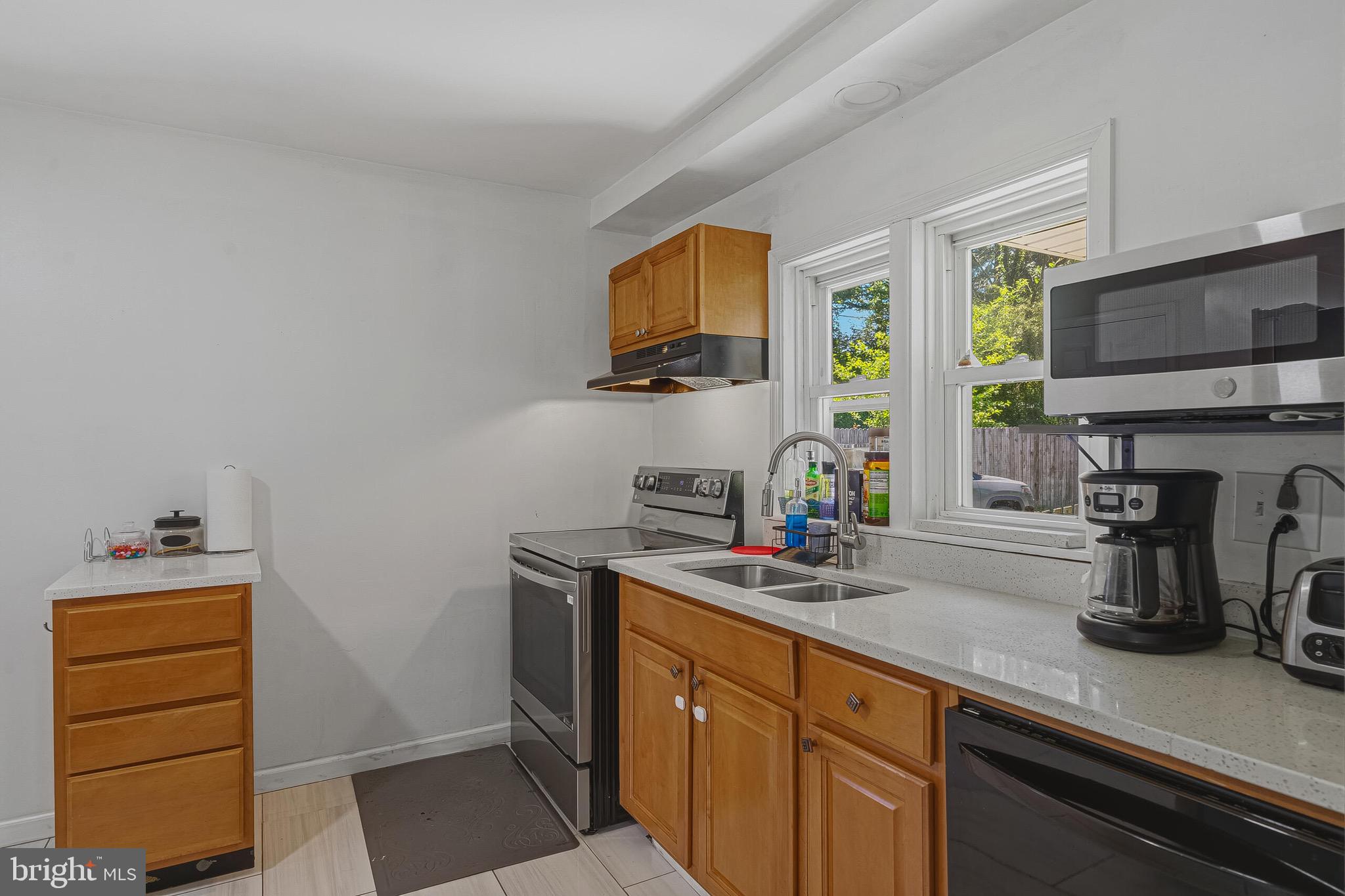 LEWISTOWN - Residential