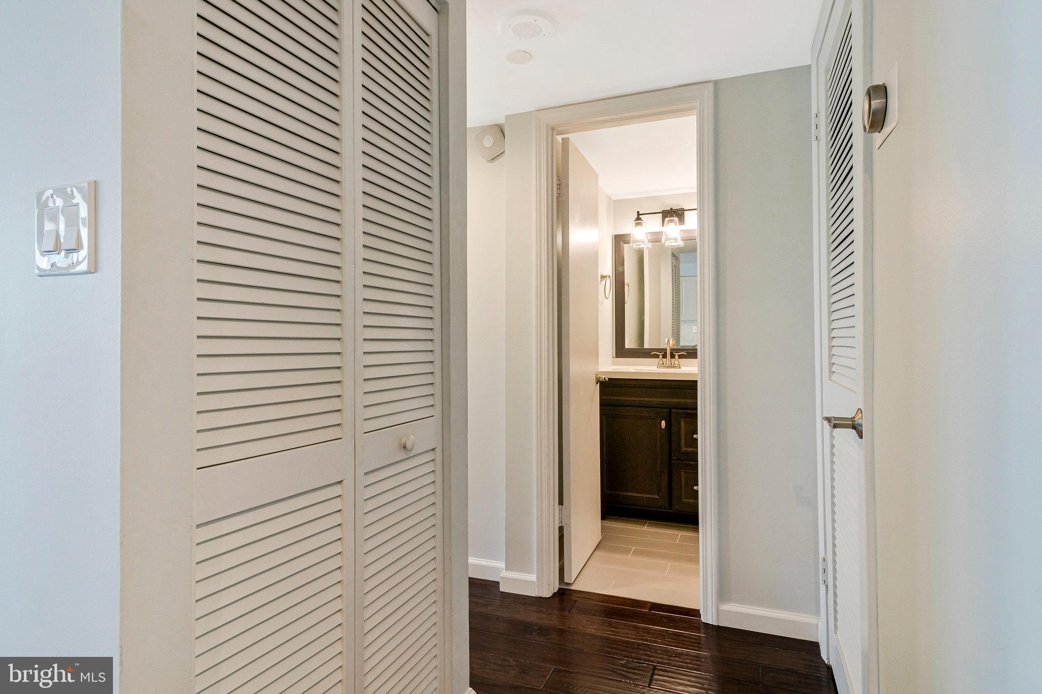 EASTVIEW AT BALLSTON METRO - Residential Lease