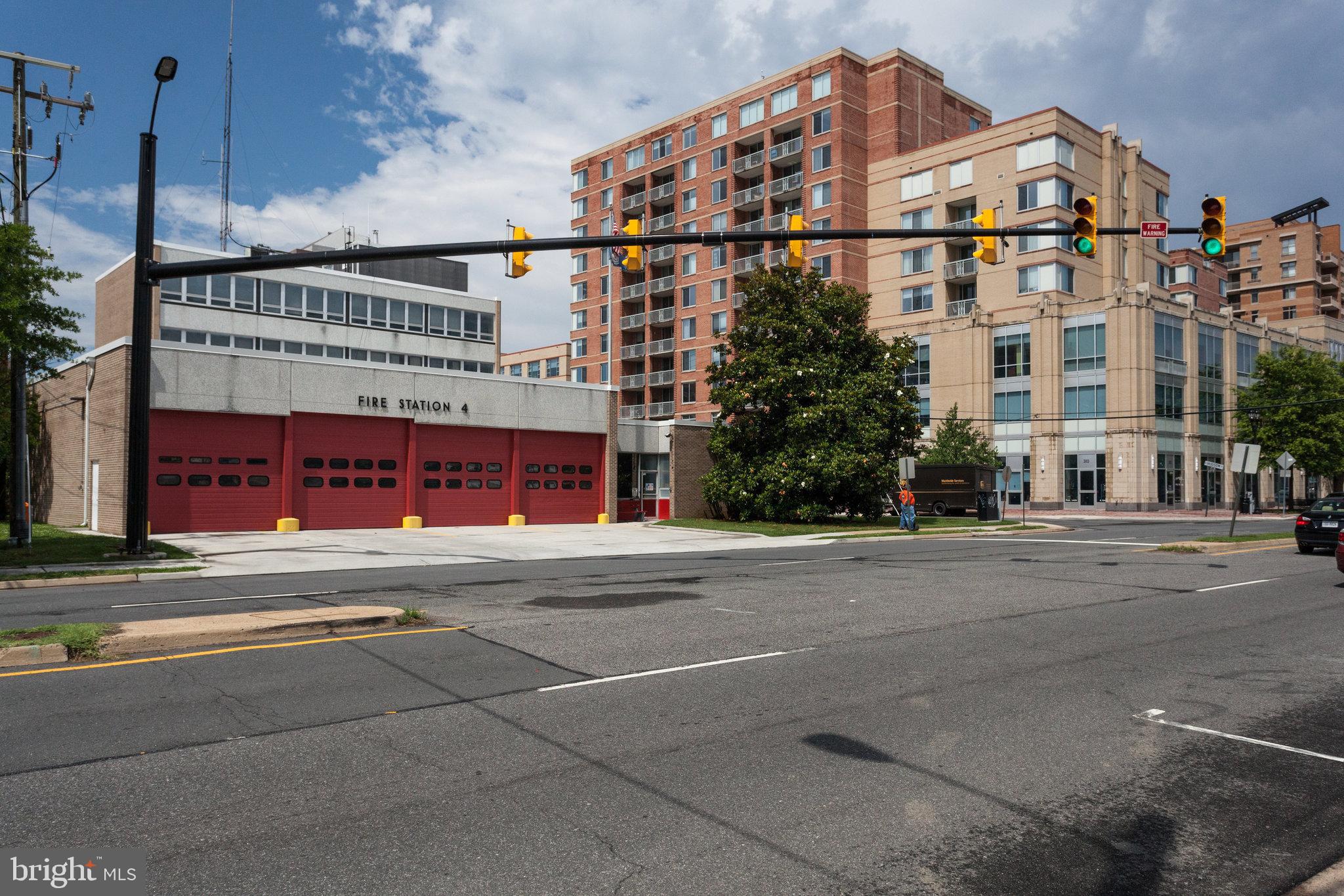 EASTVIEW AT BALLSTON METRO - Residential Lease