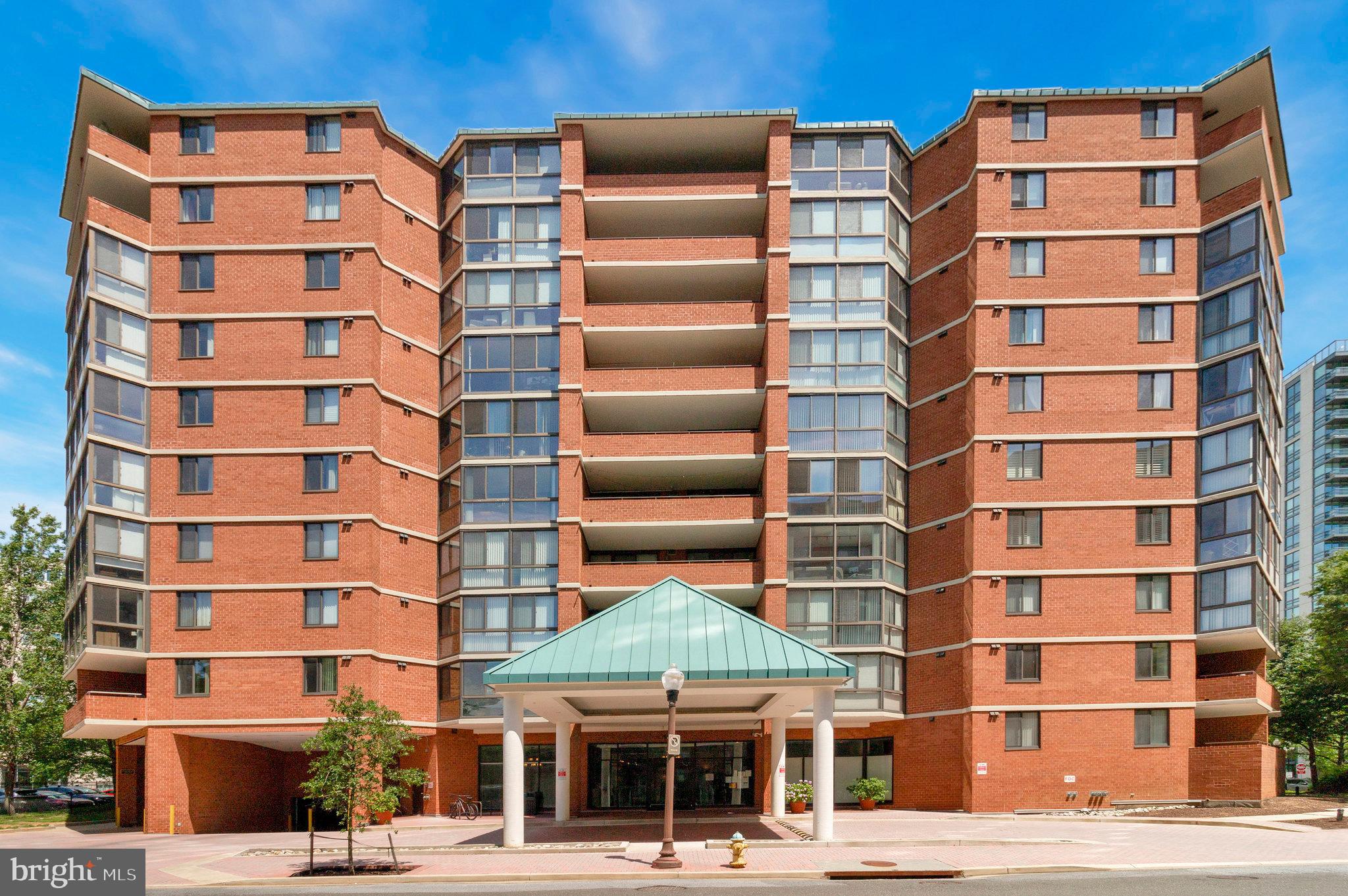 EASTVIEW AT BALLSTON METRO - Residential Lease