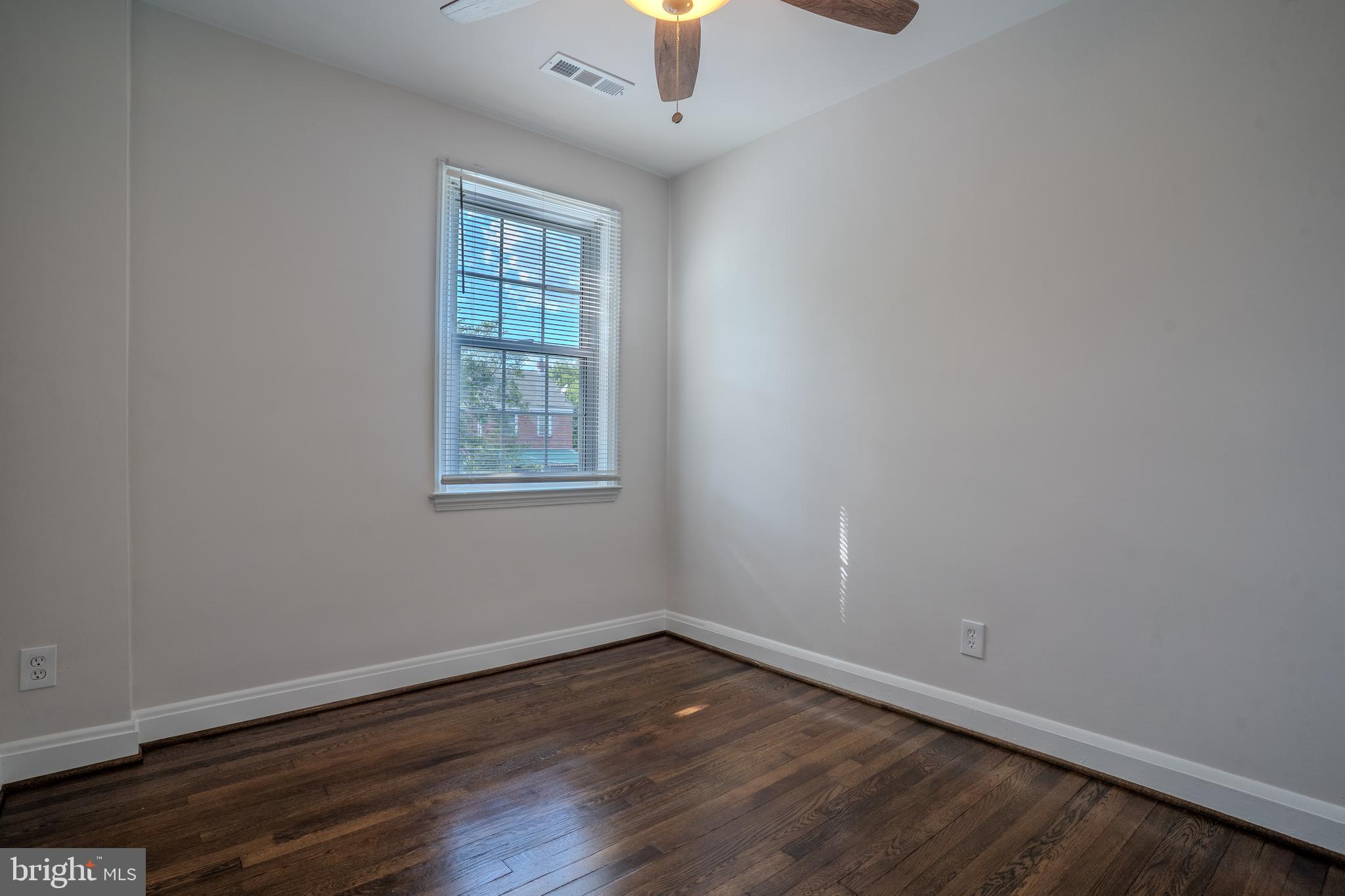 RAMBLEWOOD - Residential