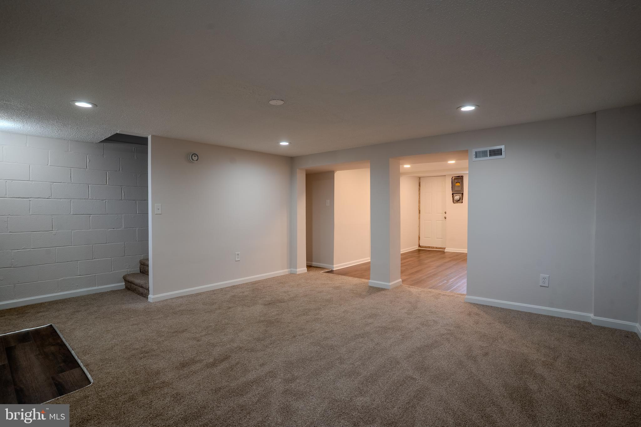 RAMBLEWOOD - Residential