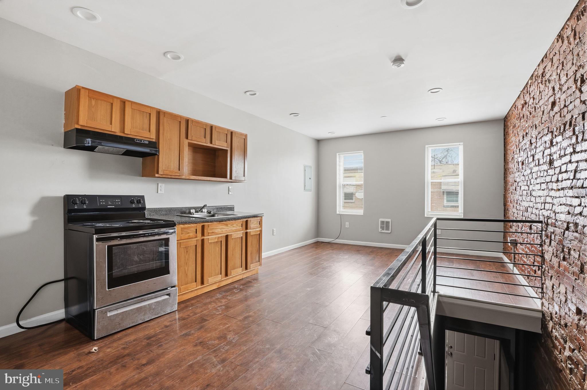Welcome to 1864 E Cornwall St—an updated duplex featuring two 1-bedroom, 1-bath units. Each unit offers a functional layout with separate electric meters and electric heat, providing ease of management and efficiency. Ideal for investors or owner-occupants, this property presents a solid income-producing opportunity. Priced to sell and ready for its next owner. Schedule your showing today.