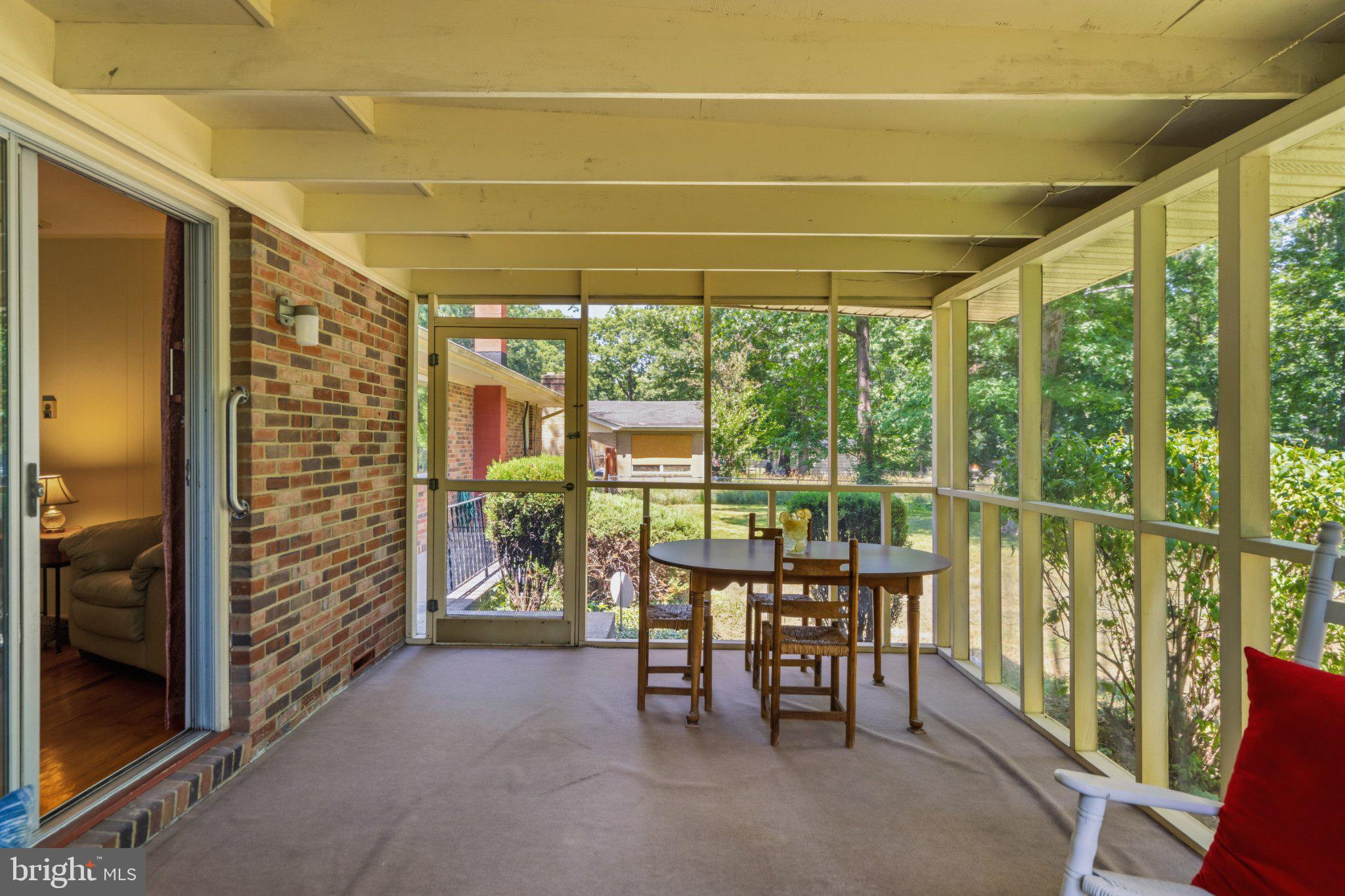 LAKESIDE ESTATES - Residential