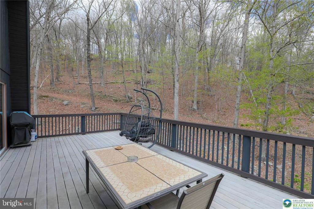 WINONA LAKES - Residential