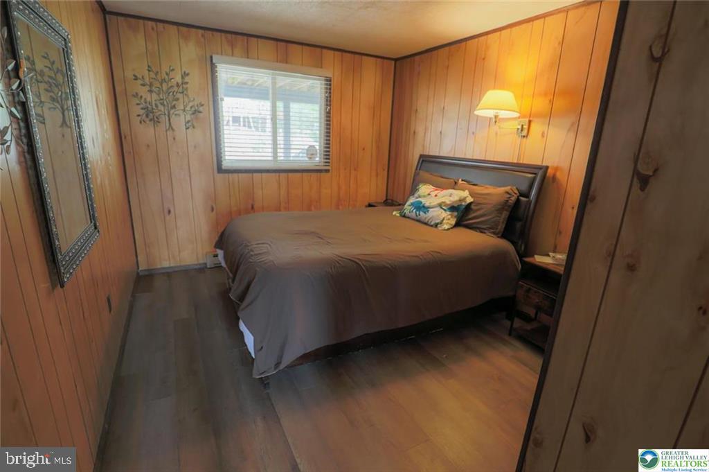 WINONA LAKES - Residential