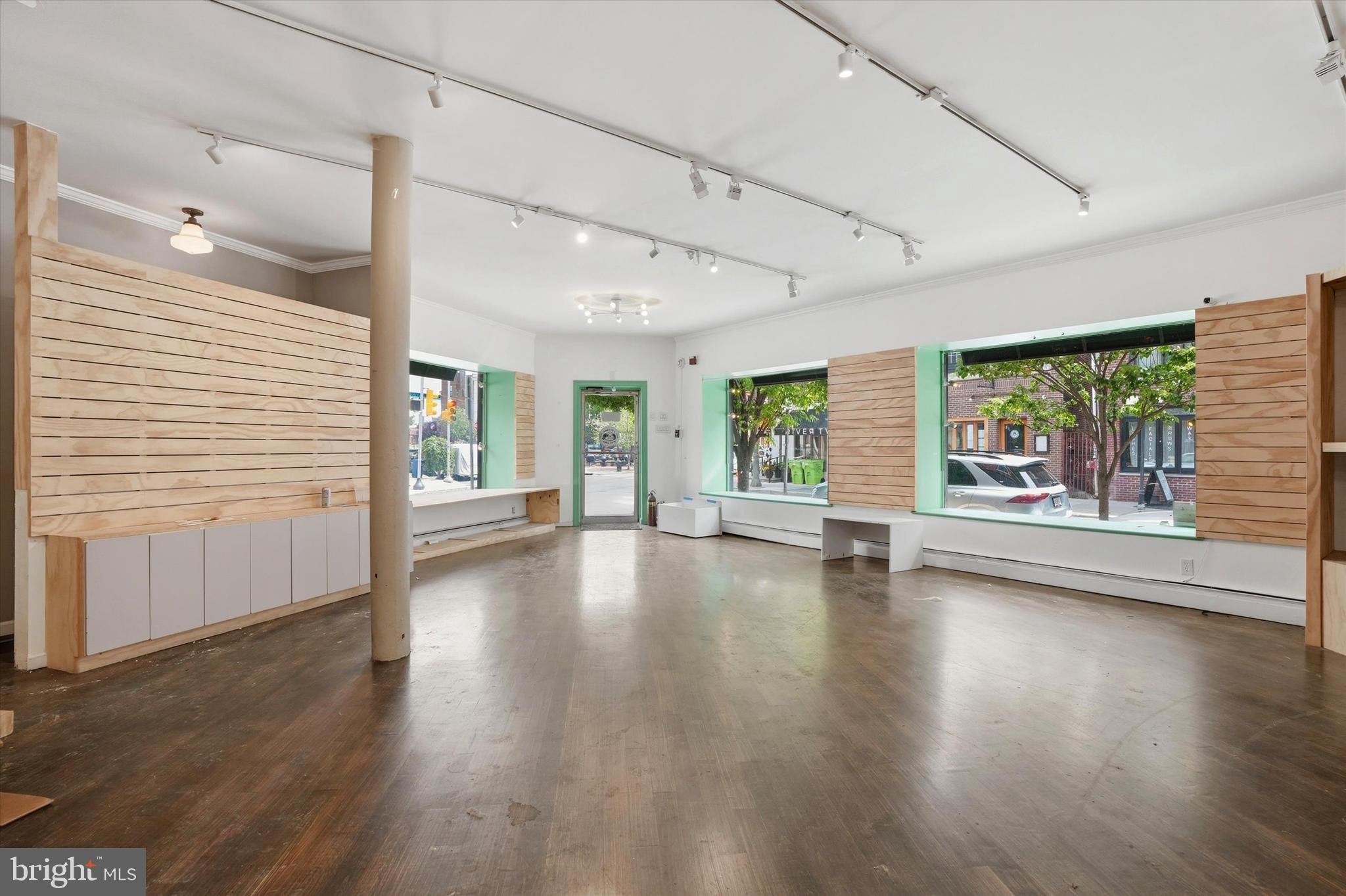 PASSYUNK SQUARE - Residential