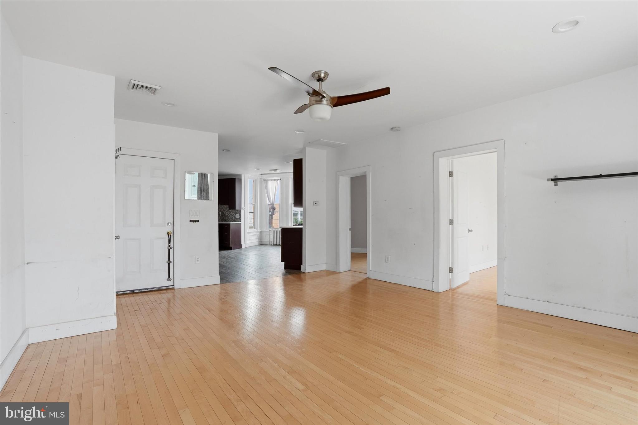 PASSYUNK SQUARE - Residential