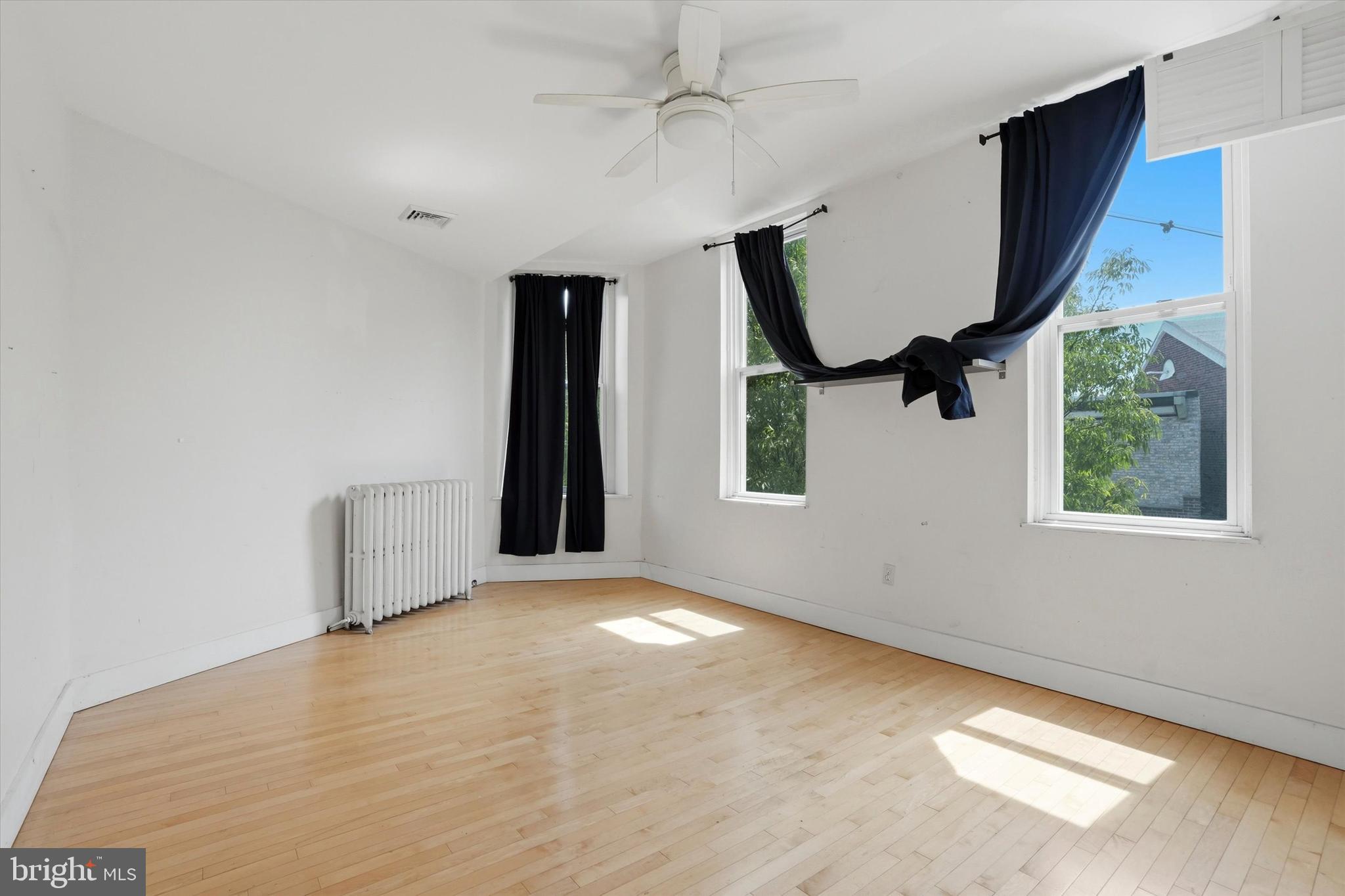 PASSYUNK SQUARE - Residential