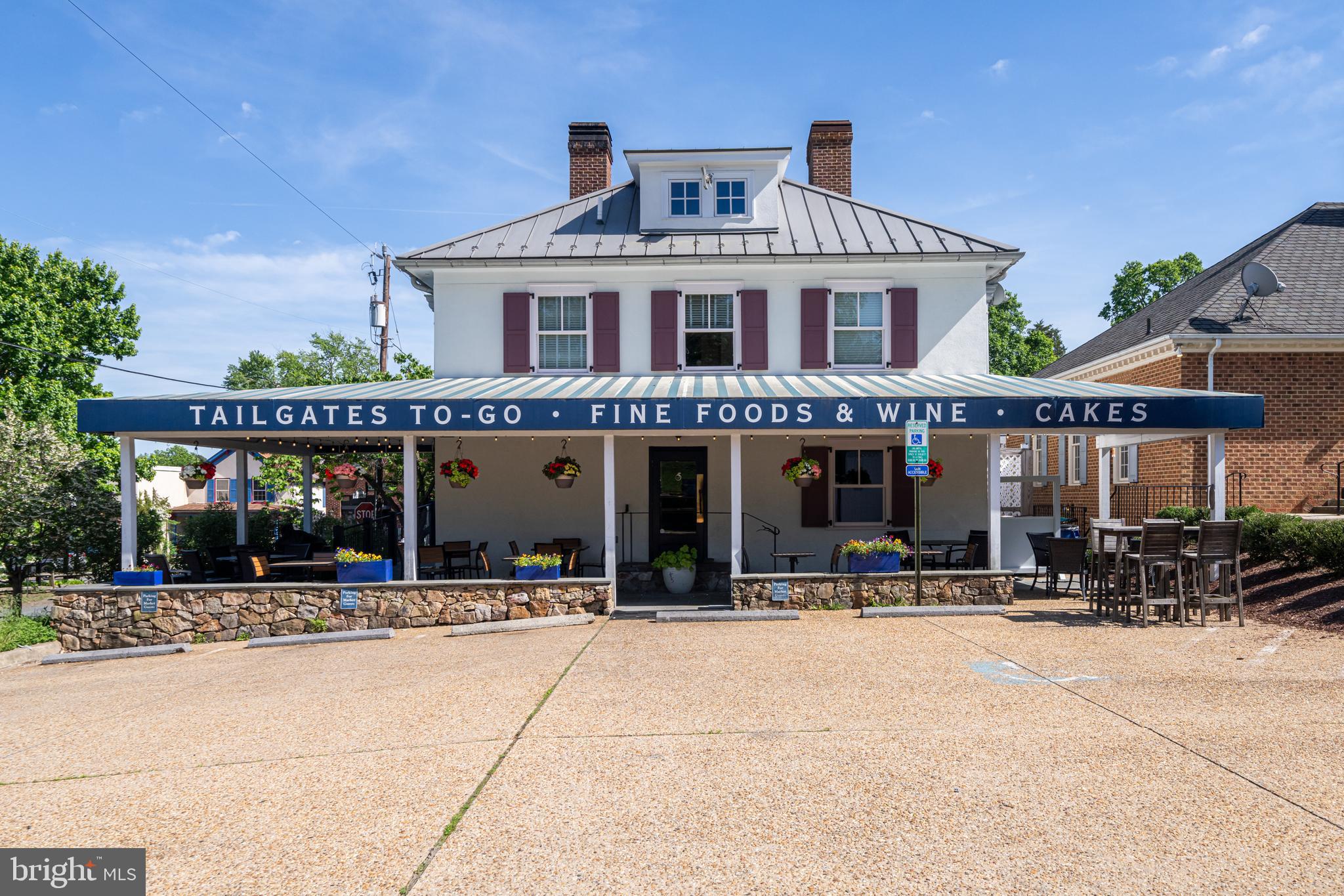 MIDDLEBURG - Commercial Sale