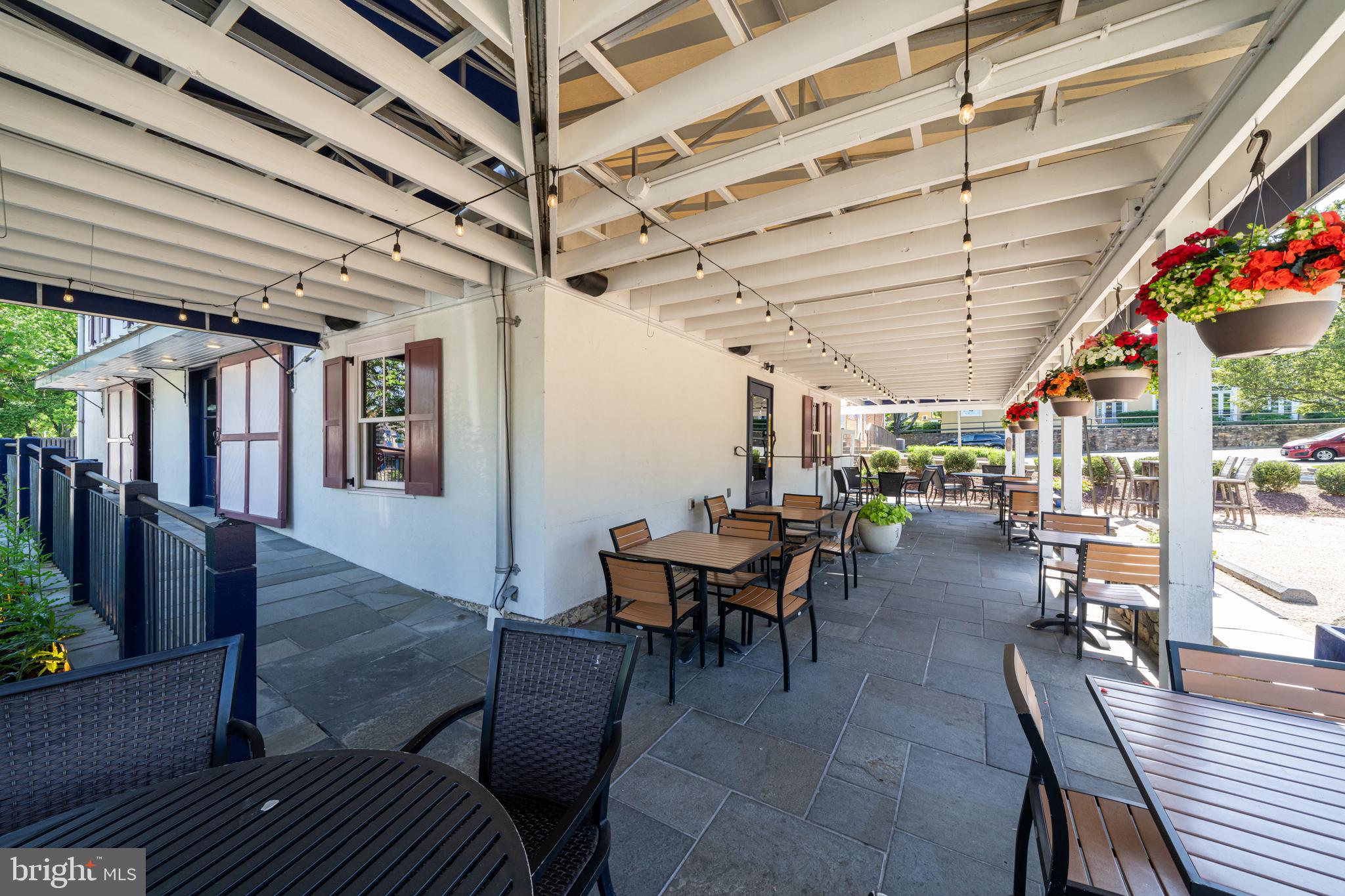 MIDDLEBURG - Commercial Sale