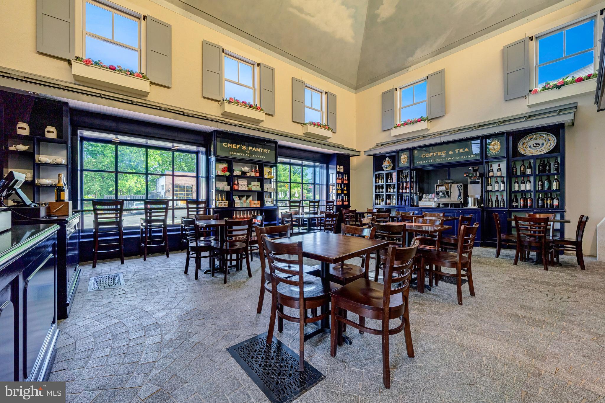 MIDDLEBURG - Commercial Sale