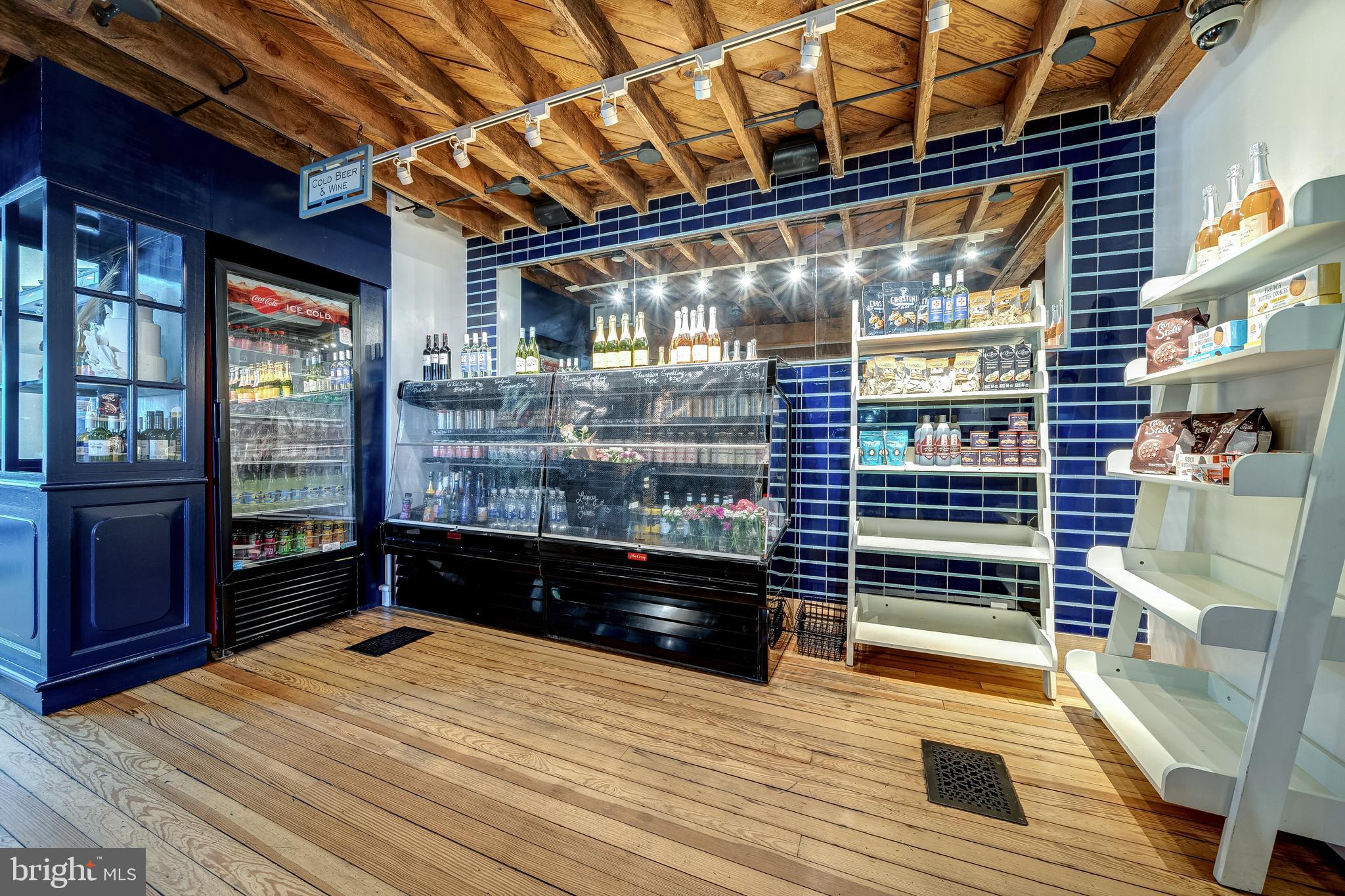 MIDDLEBURG - Commercial Sale