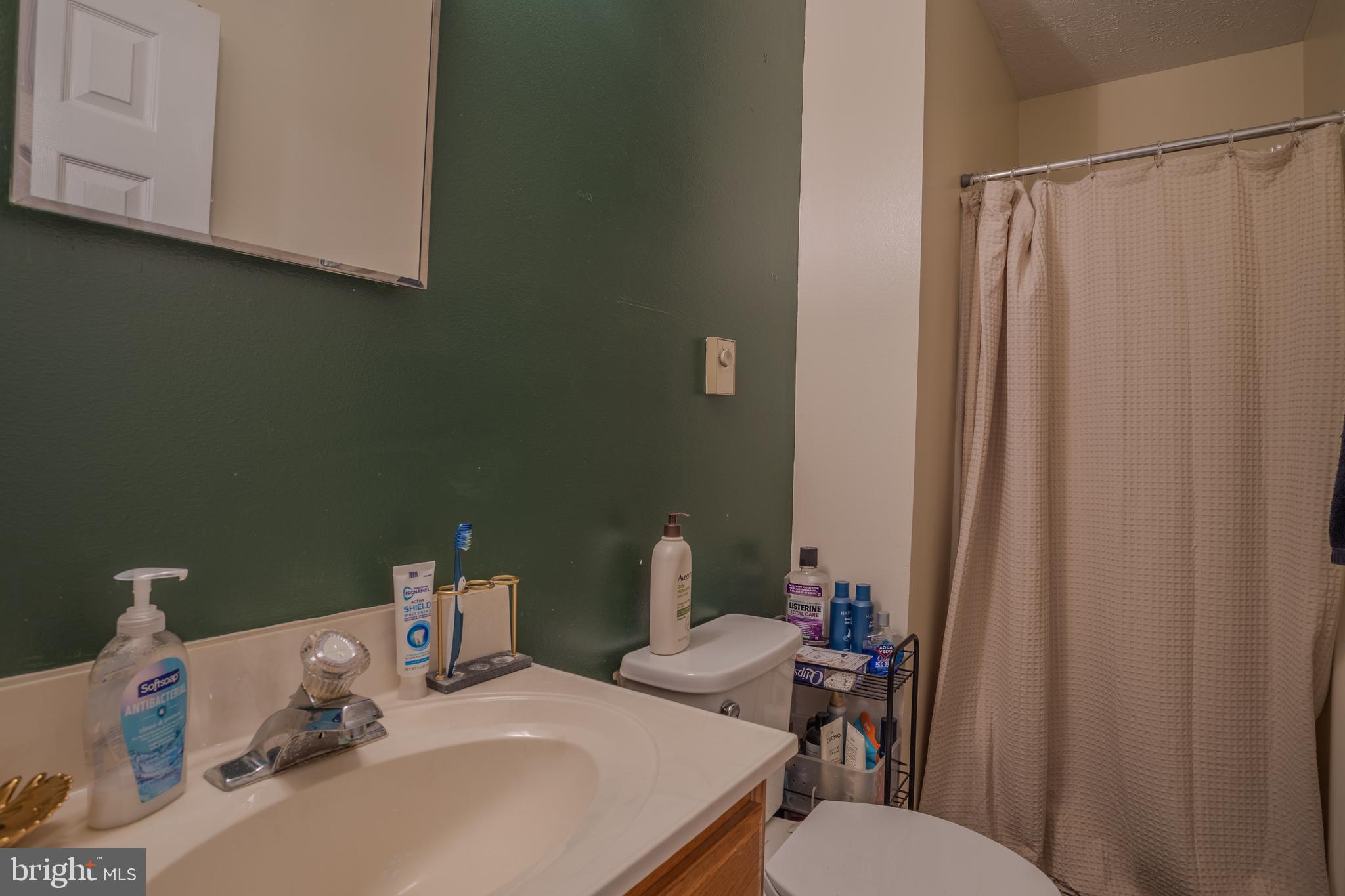 PIKEVIEW ACRES WEST - Residential