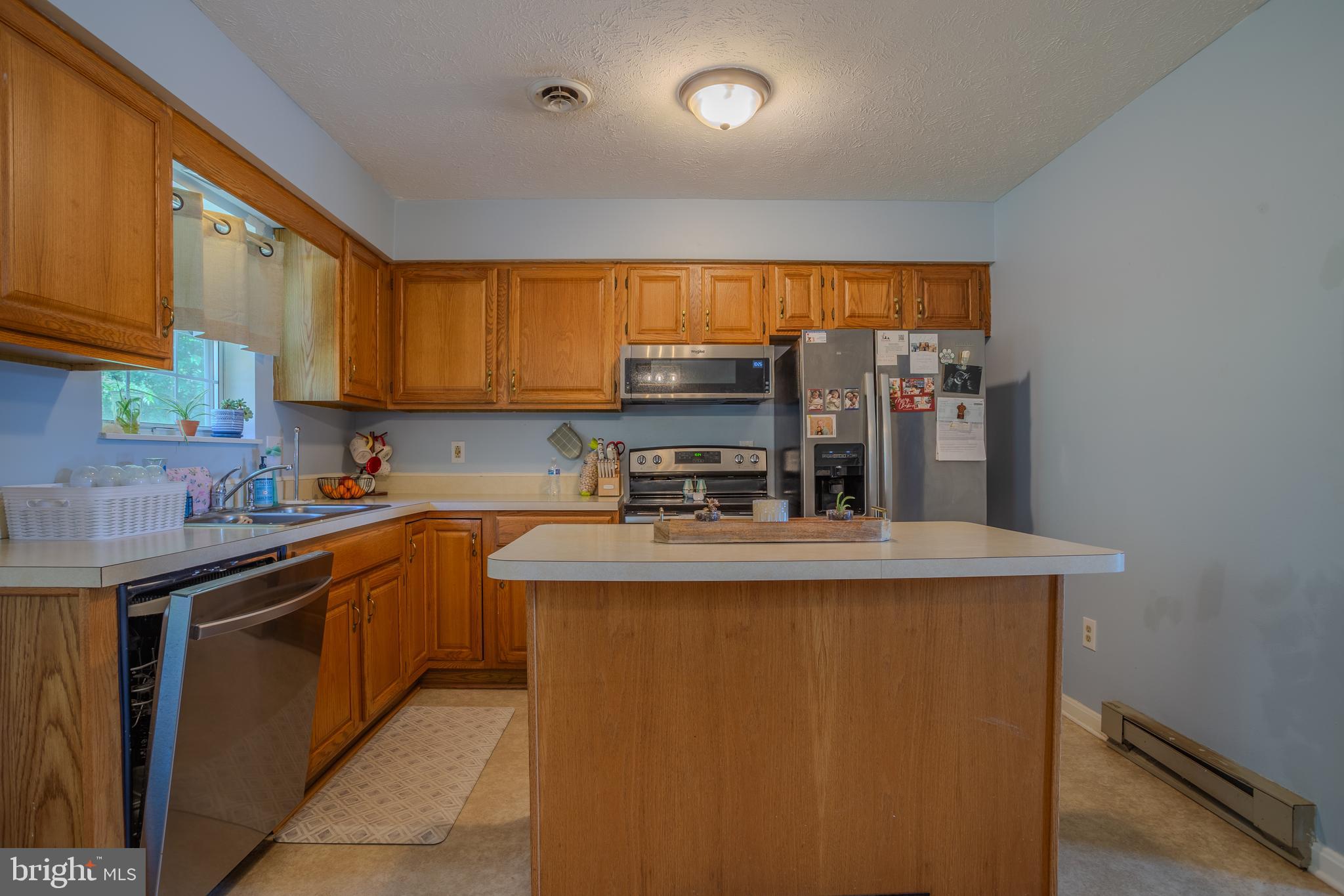 PIKEVIEW ACRES WEST - Residential