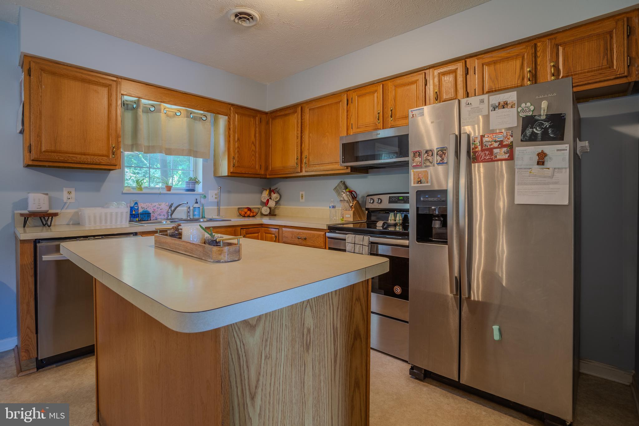 PIKEVIEW ACRES WEST - Residential