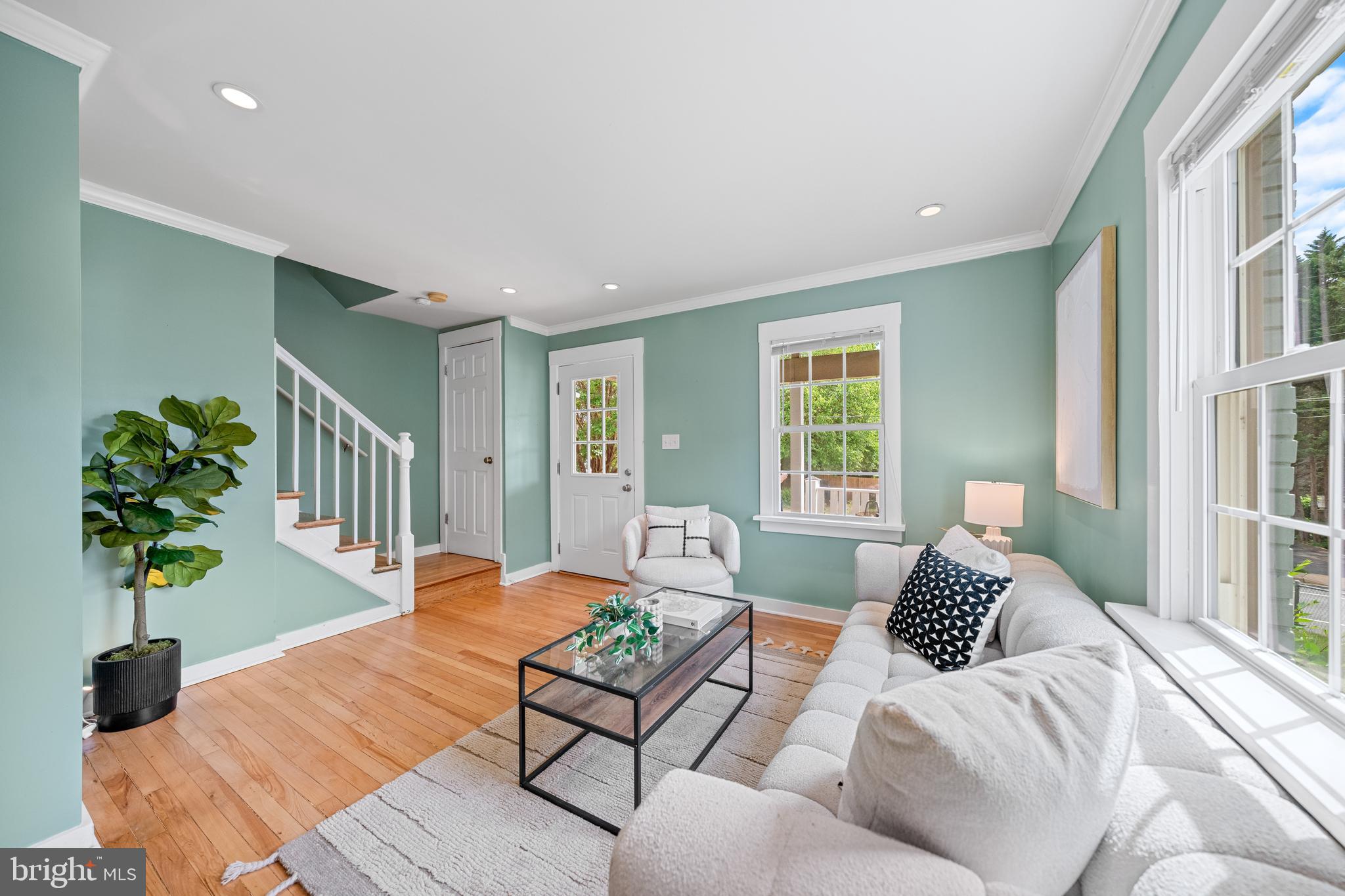 JEFFERSON MANOR - Residential