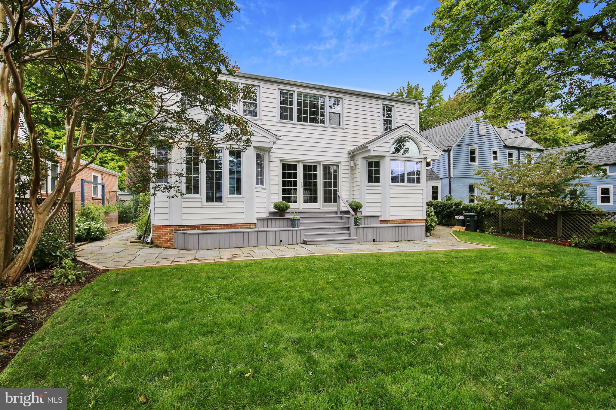 CHEVY CHASE VILLAGE - Residential