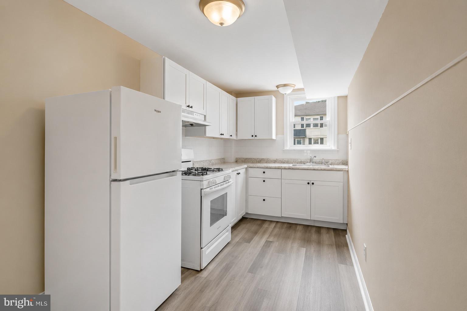 EDGEMOOR GARDENS - Residential