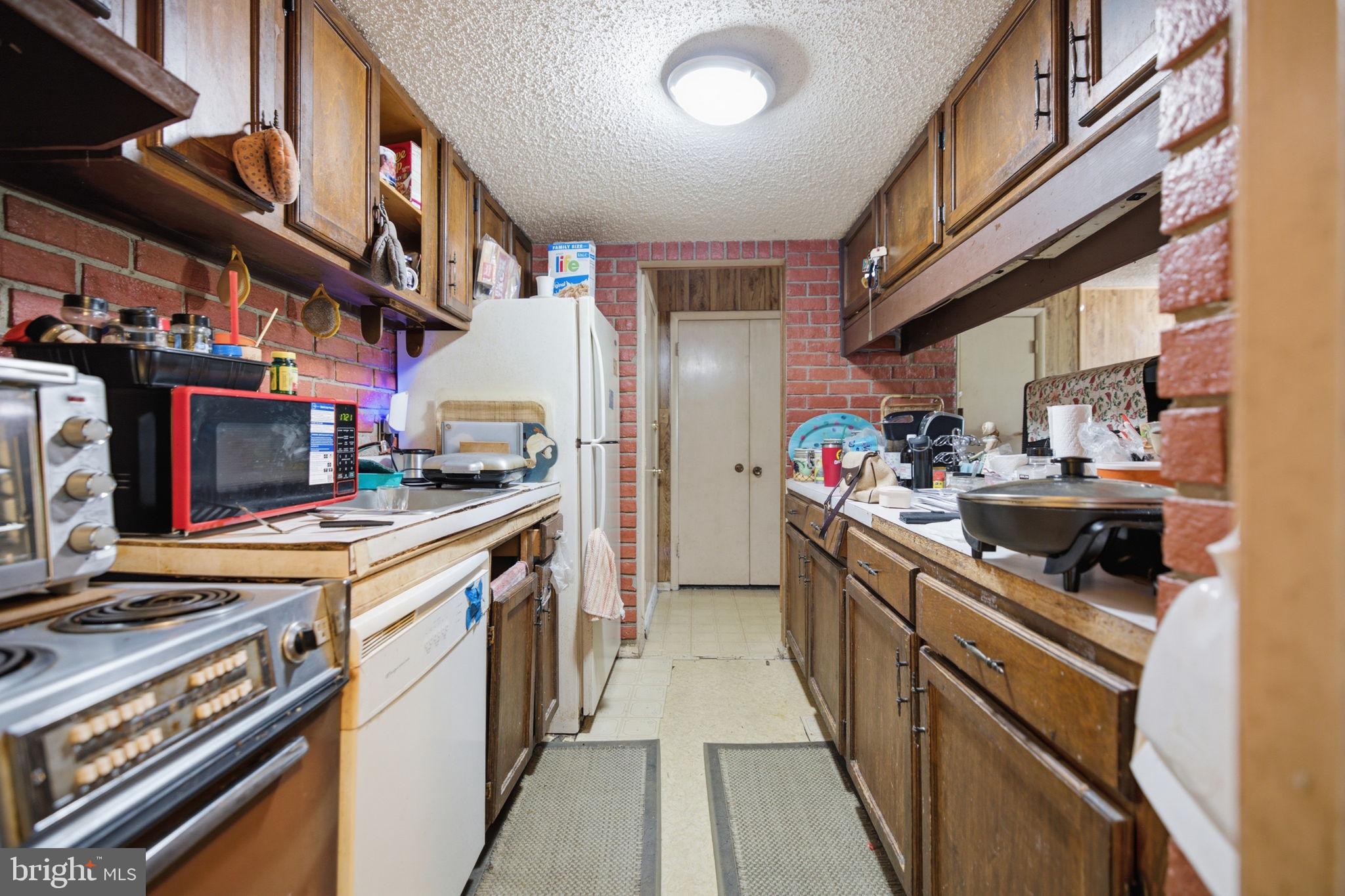 ASHBY - Residential