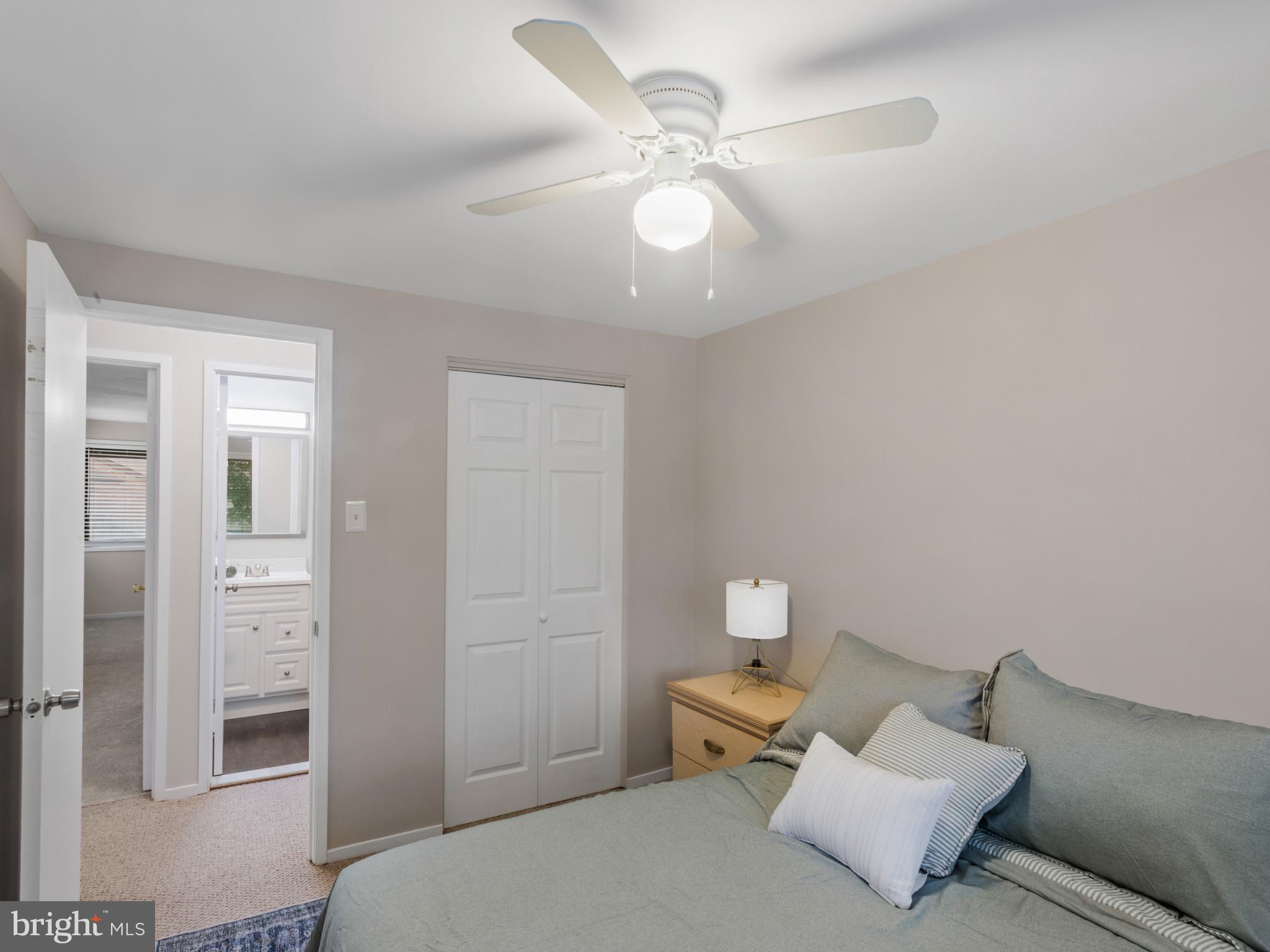 OAKLAND MILLS - Residential