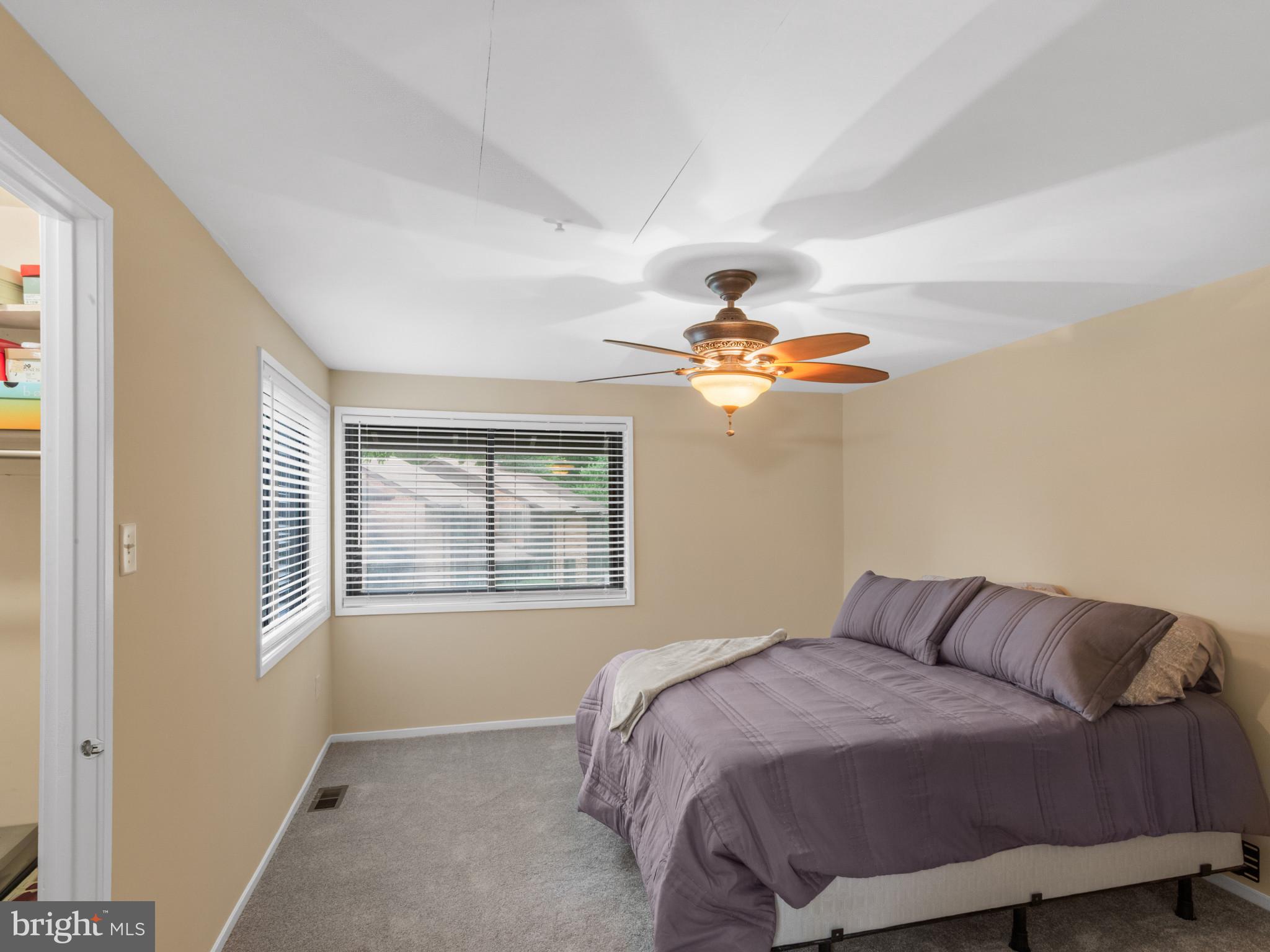 OAKLAND MILLS - Residential