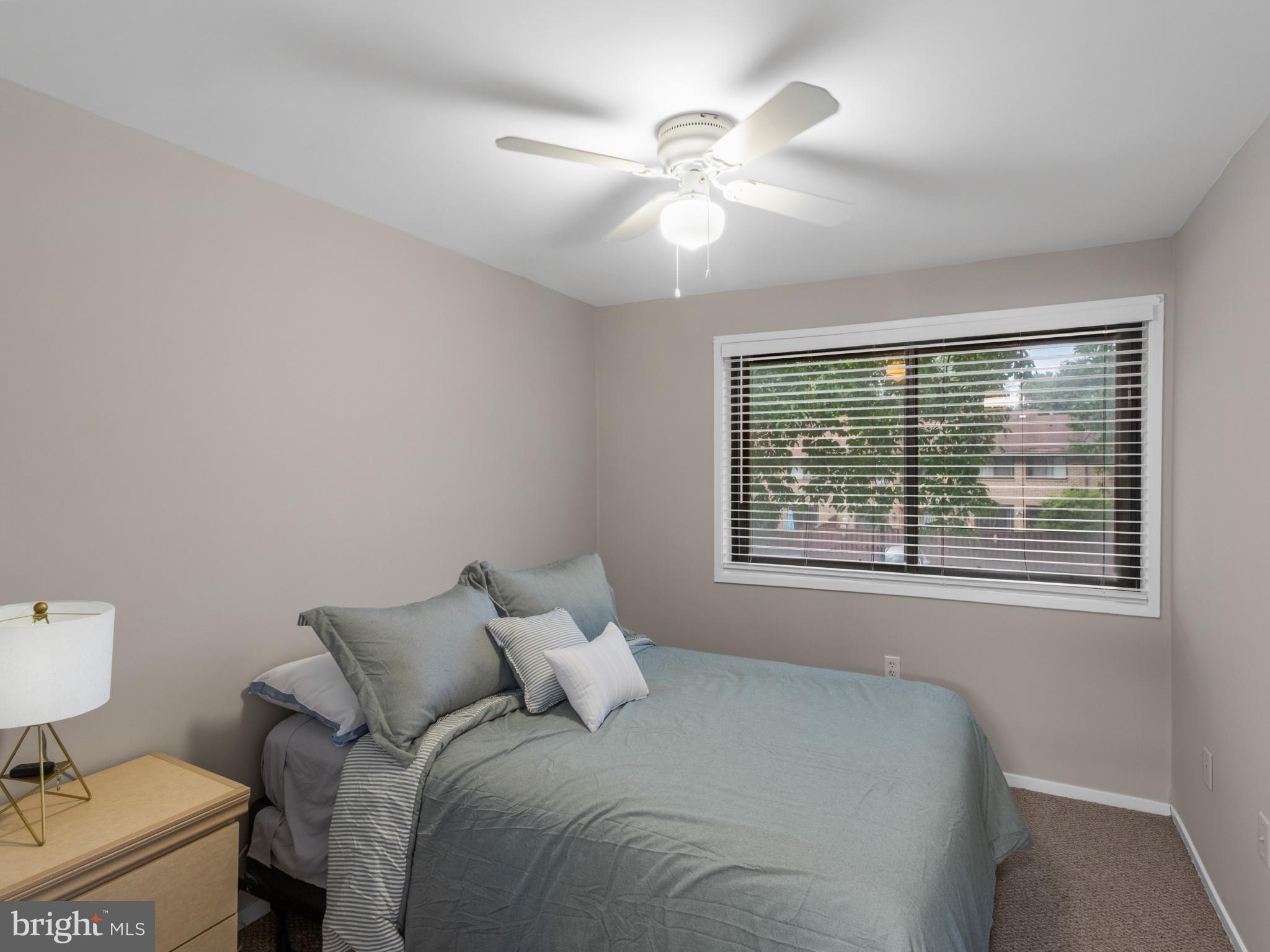 OAKLAND MILLS - Residential